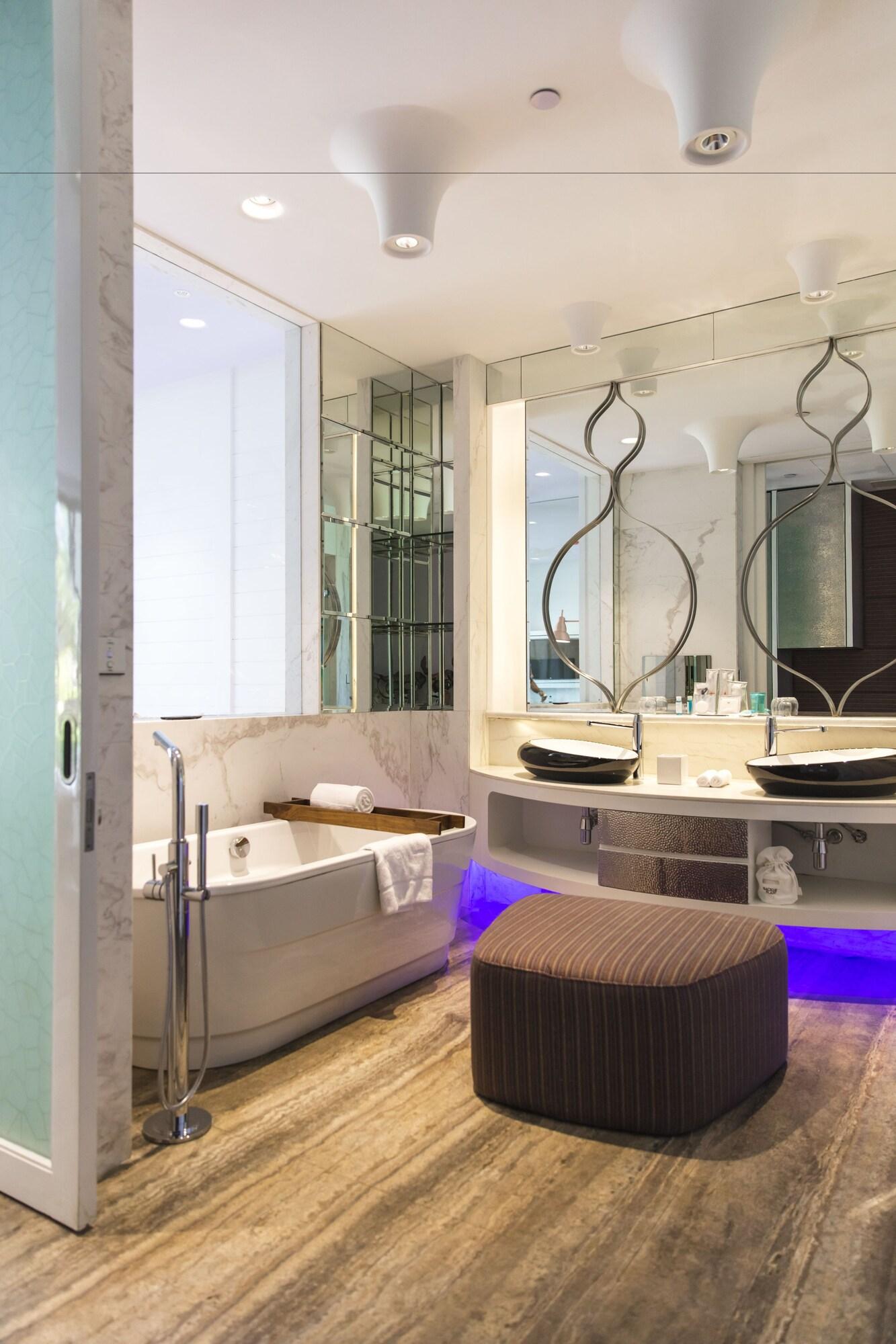 Double King Size Bed