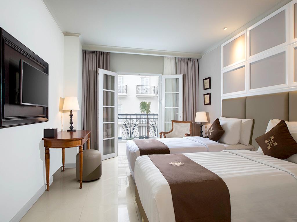 Twin Deluxe with Balcony