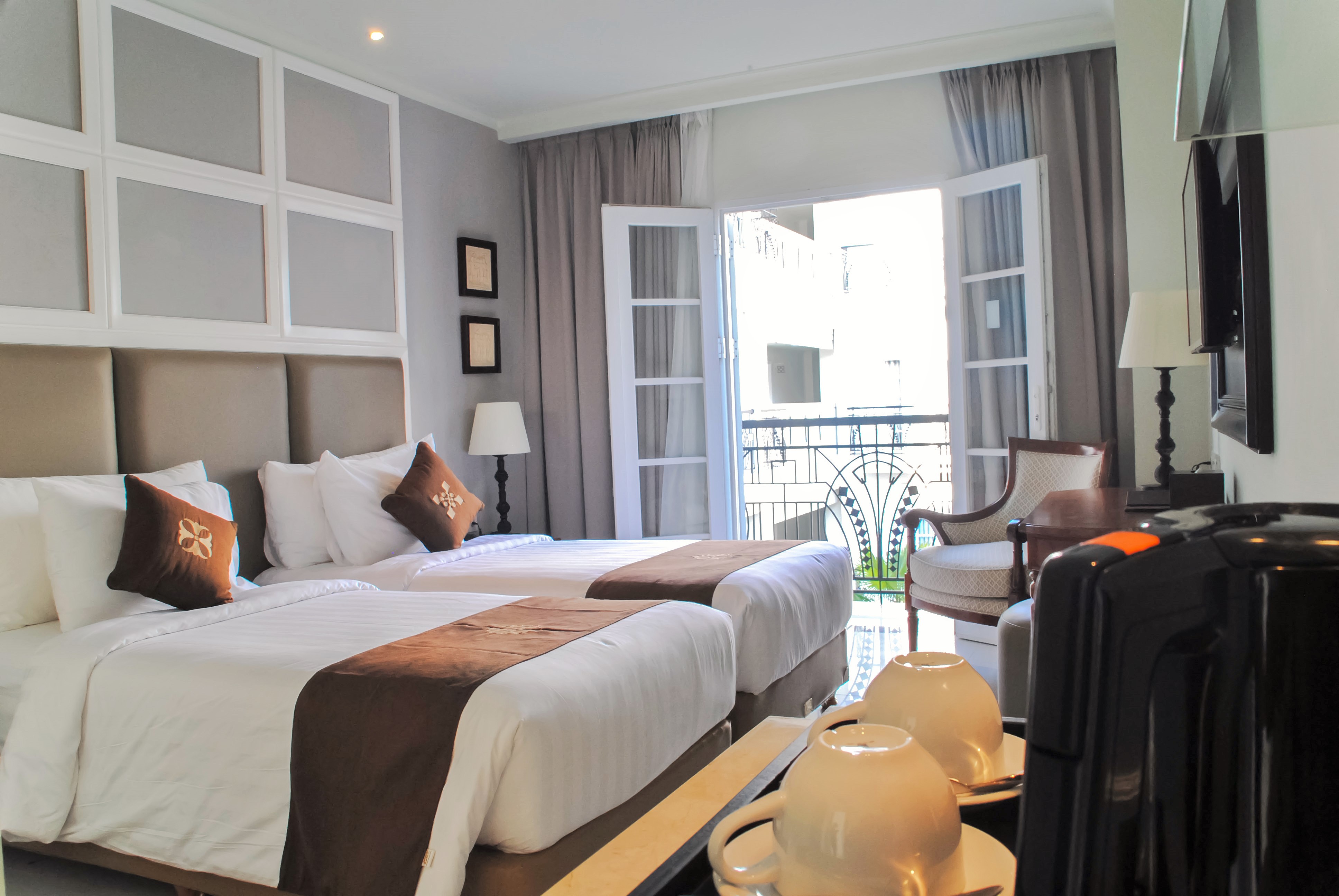 Twin Deluxe with Balcony