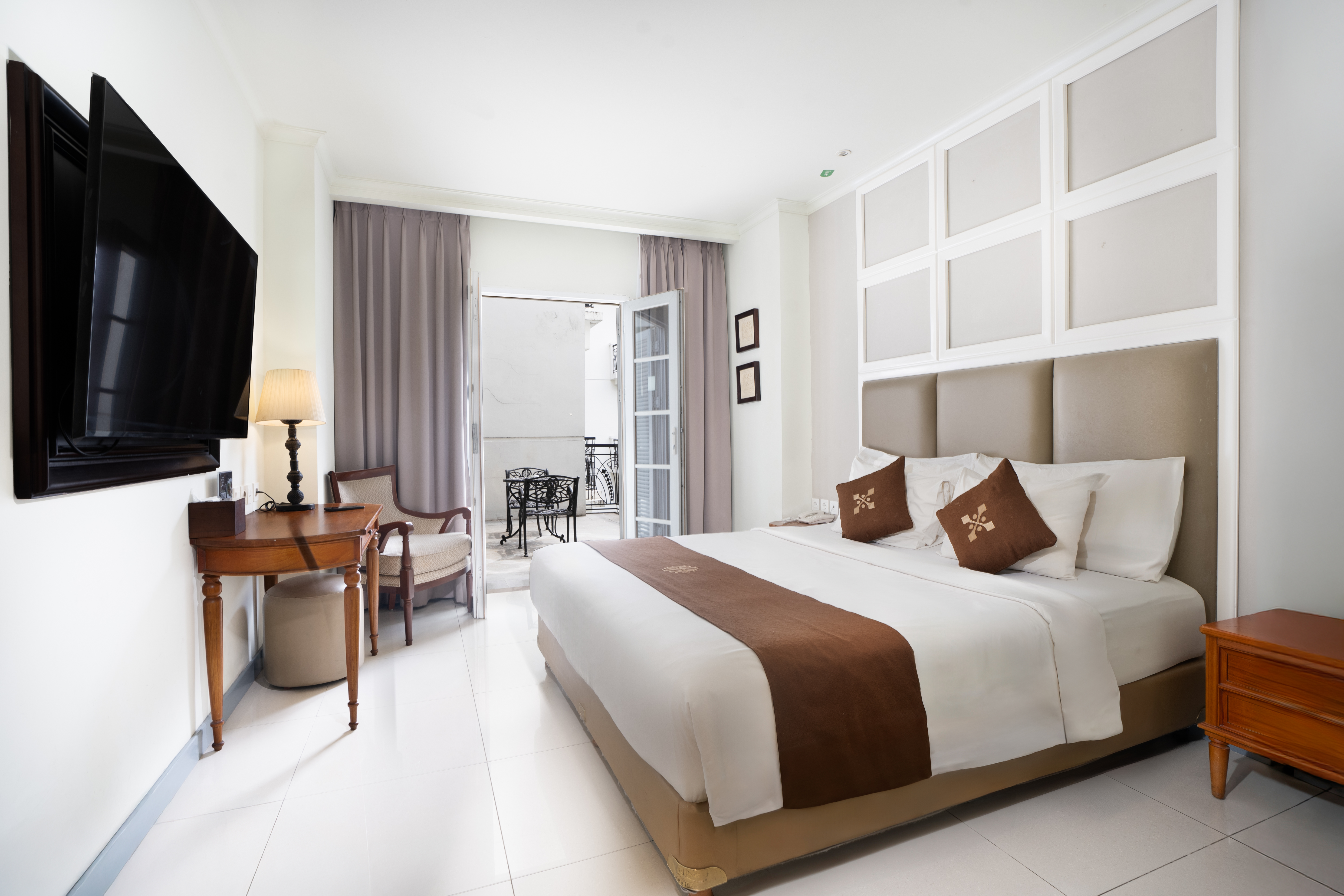 Double Deluxe with Balcony