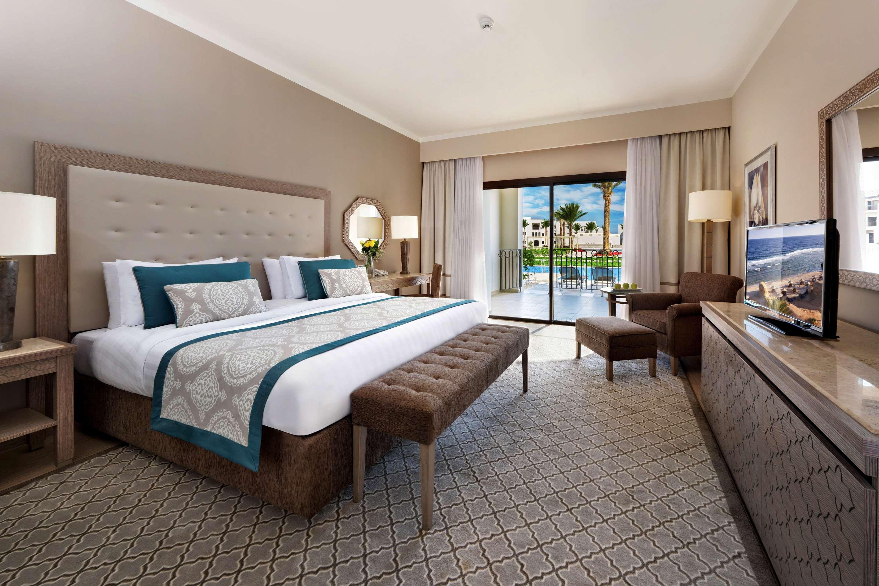 Family Room Pool View