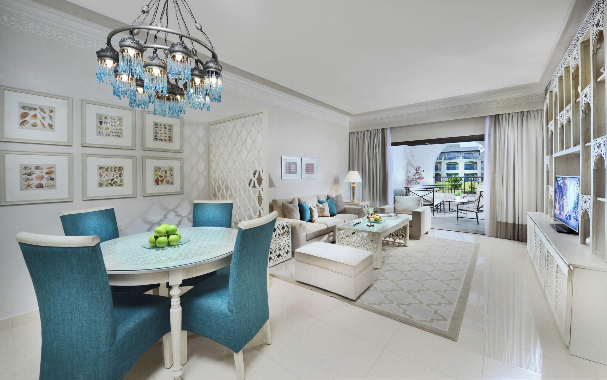 Suite with Private Pool