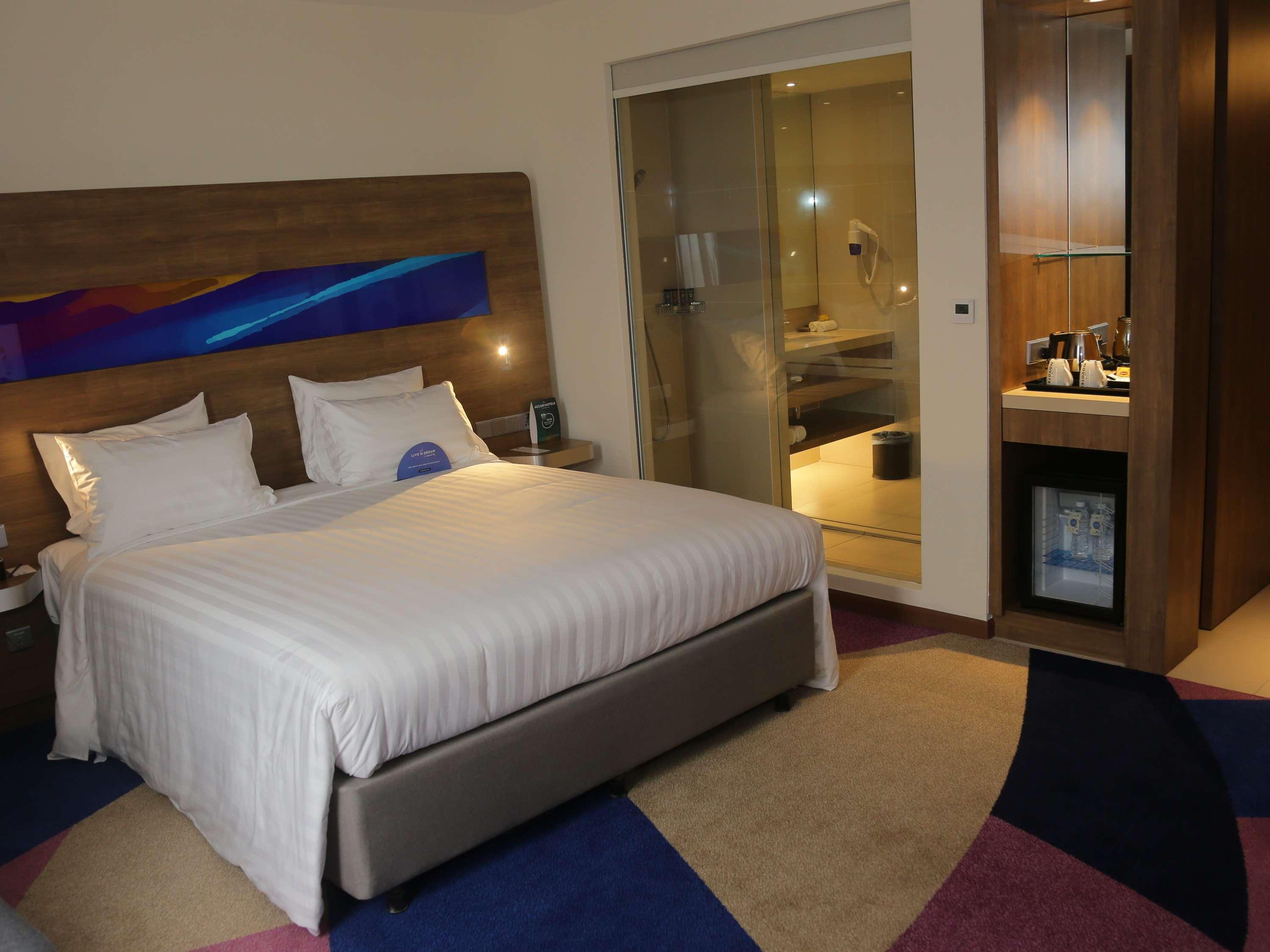 Double Premier King Bed