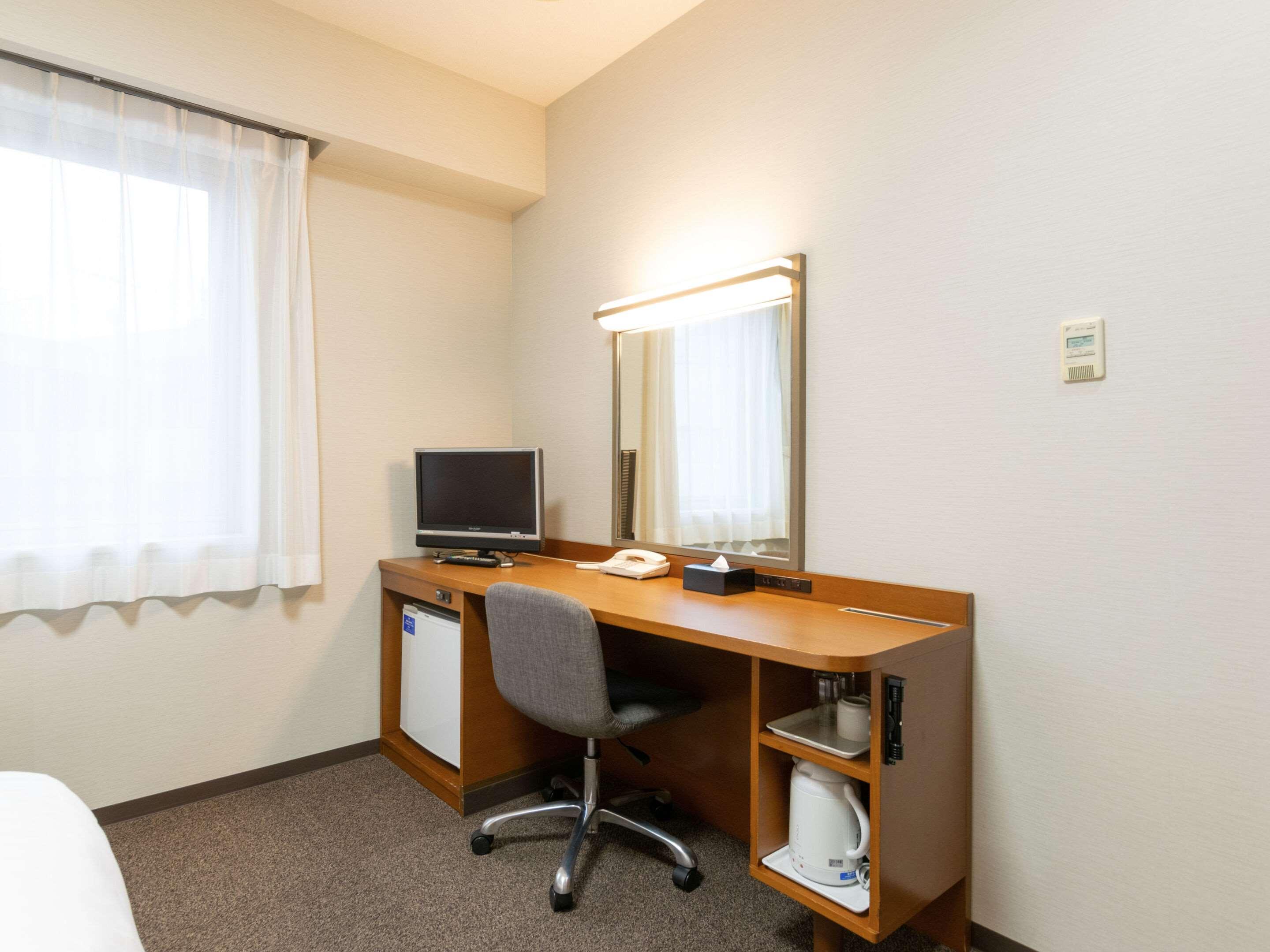 Double Queen Size Bed