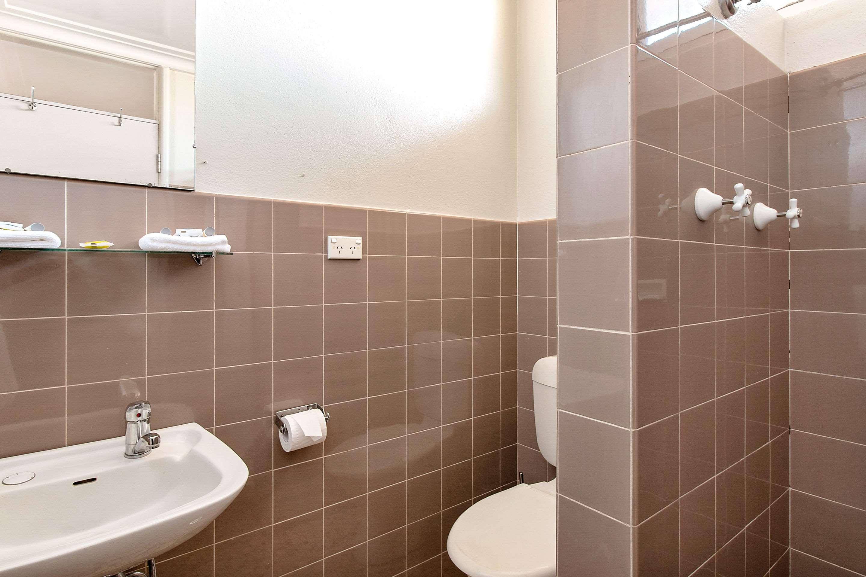 Double Queen Bed Non Smoking