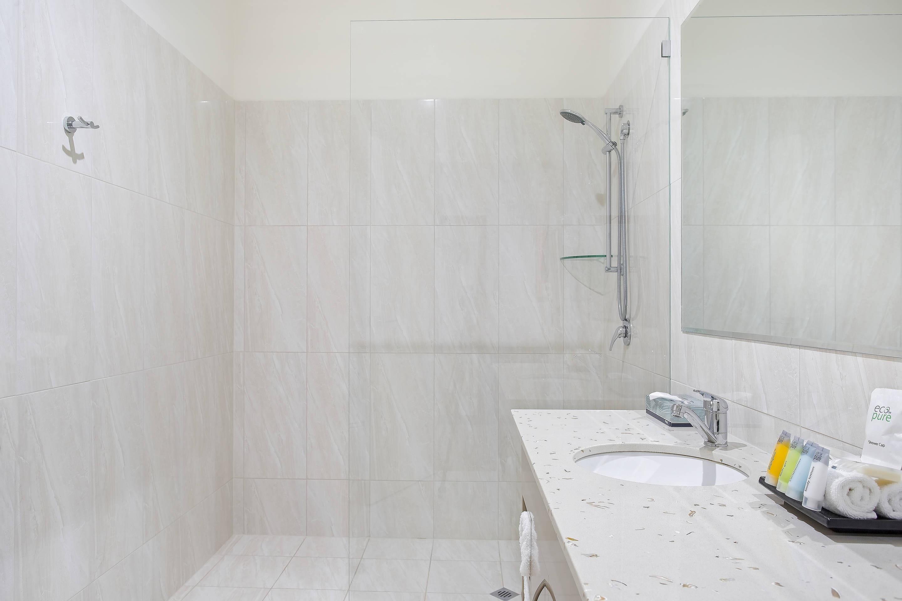 Double Queen Size Bed