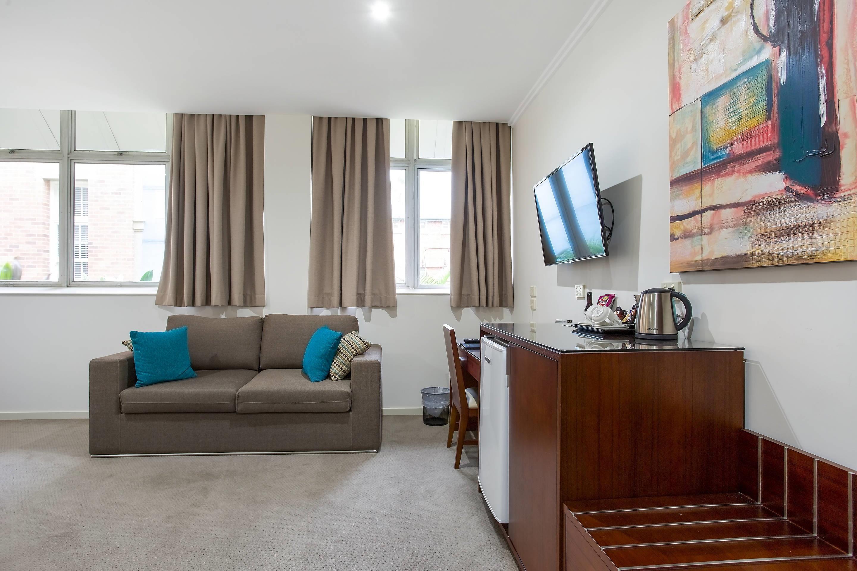 Double Queen Size Bed