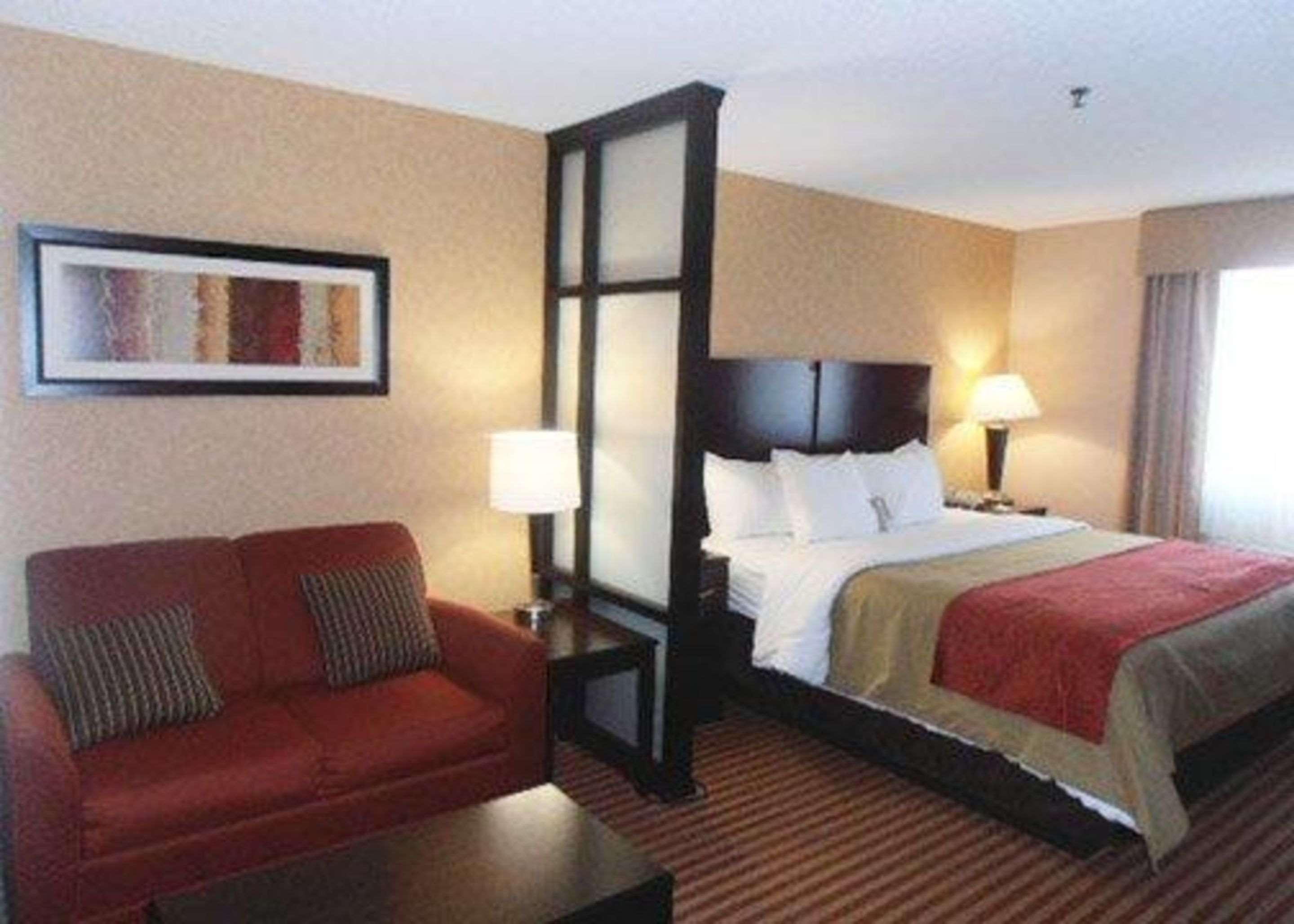 Double King Bed Non Smoking