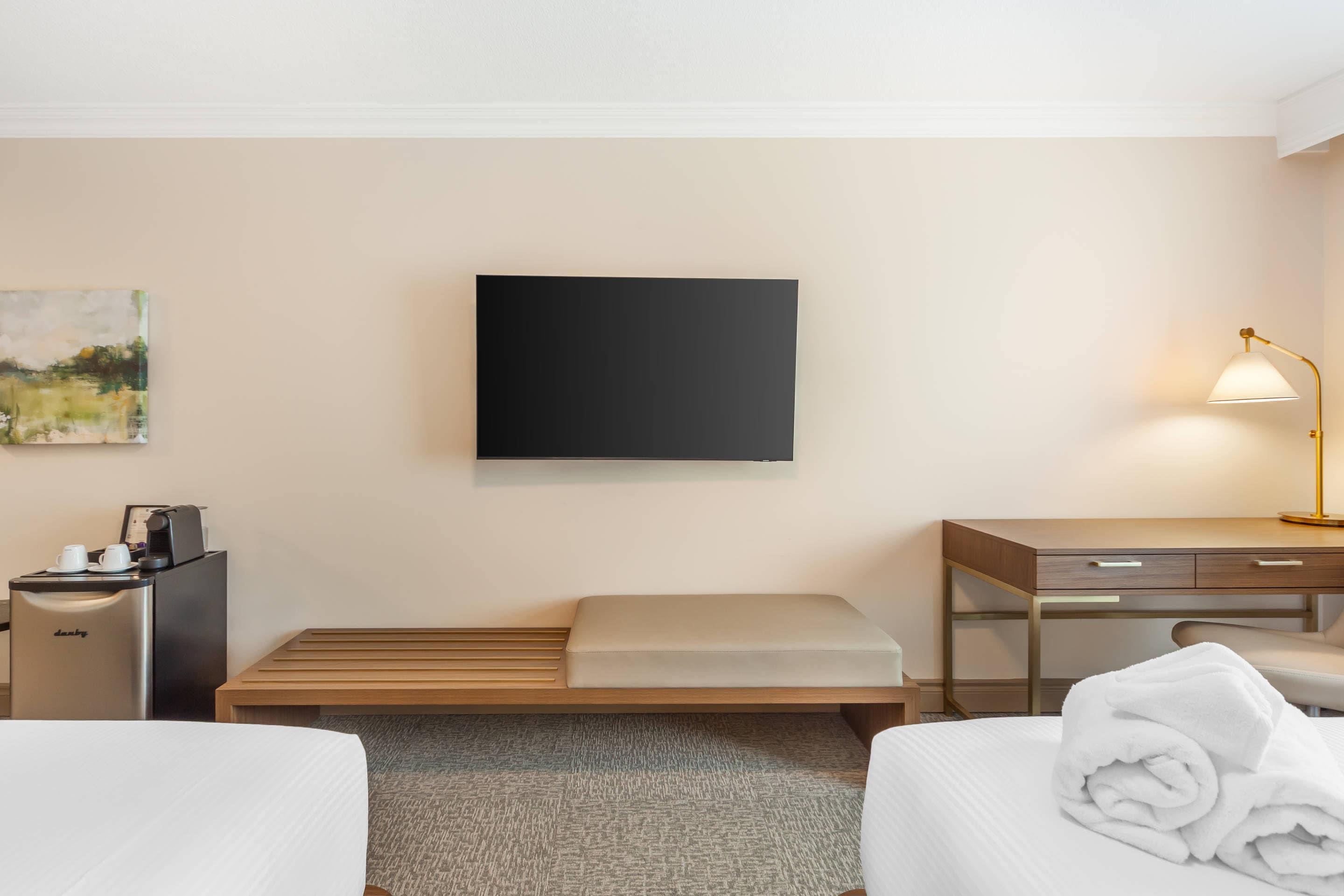 Quadruple Non Smoking