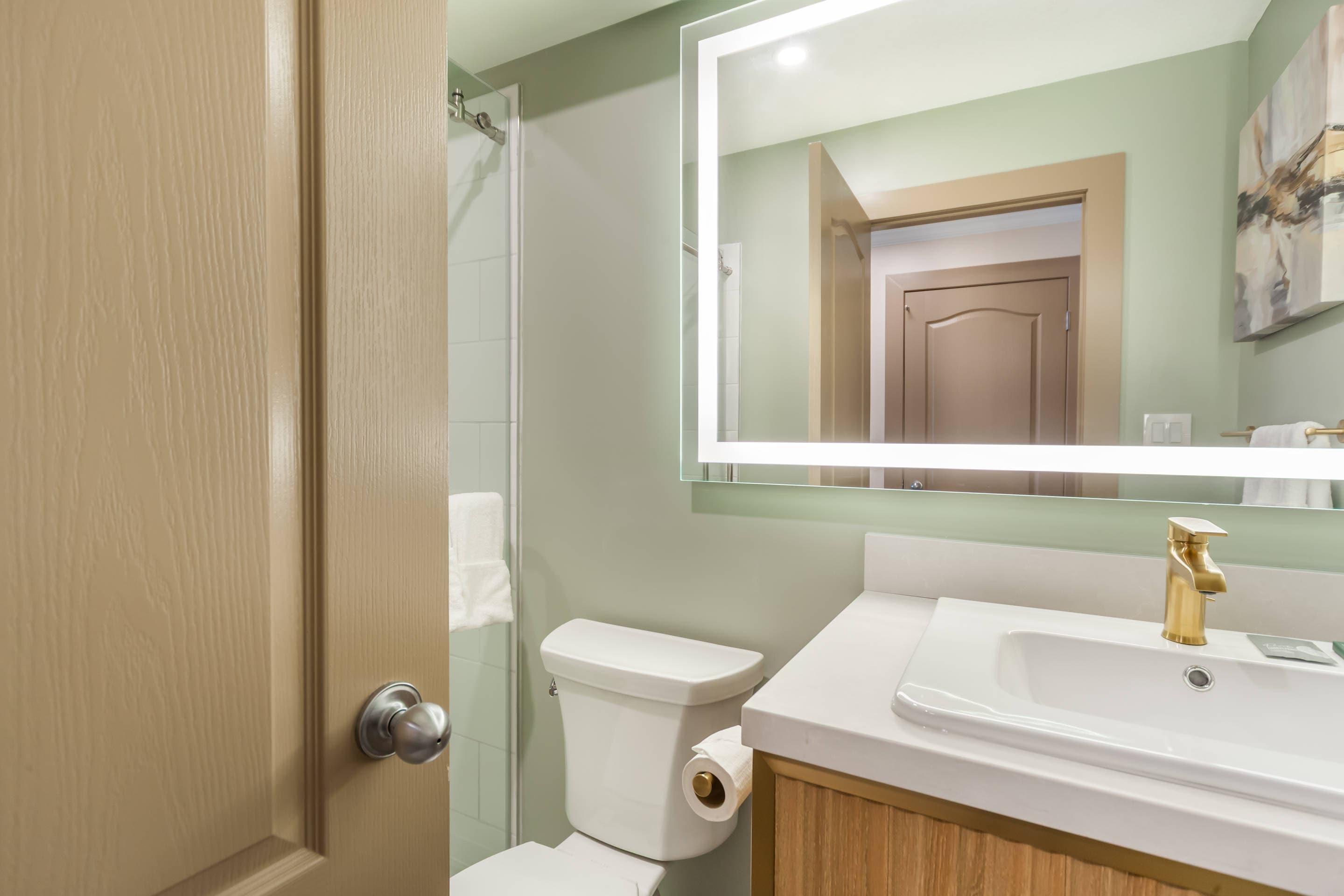 Quadruple Non Smoking