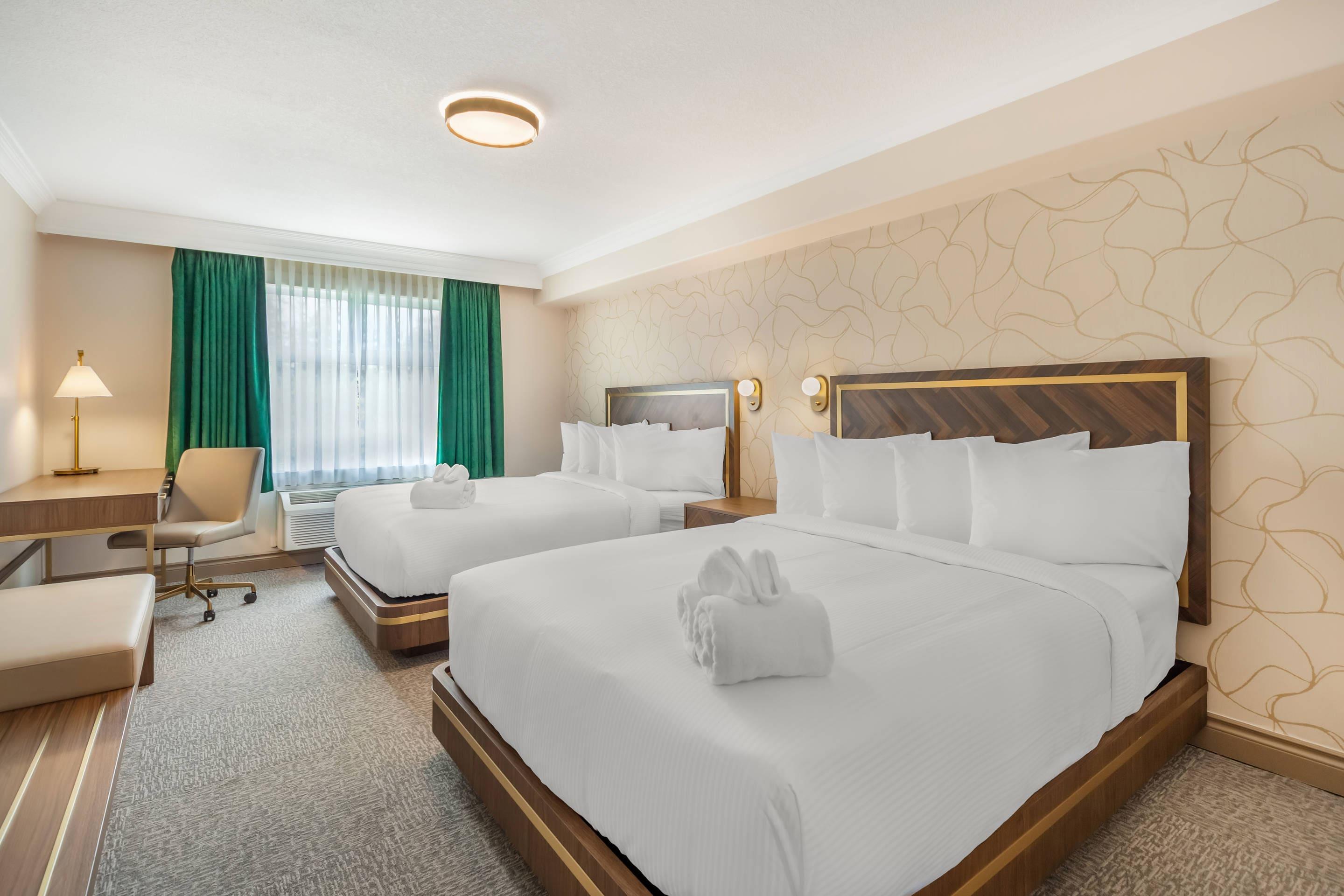 Quadruple Non Smoking