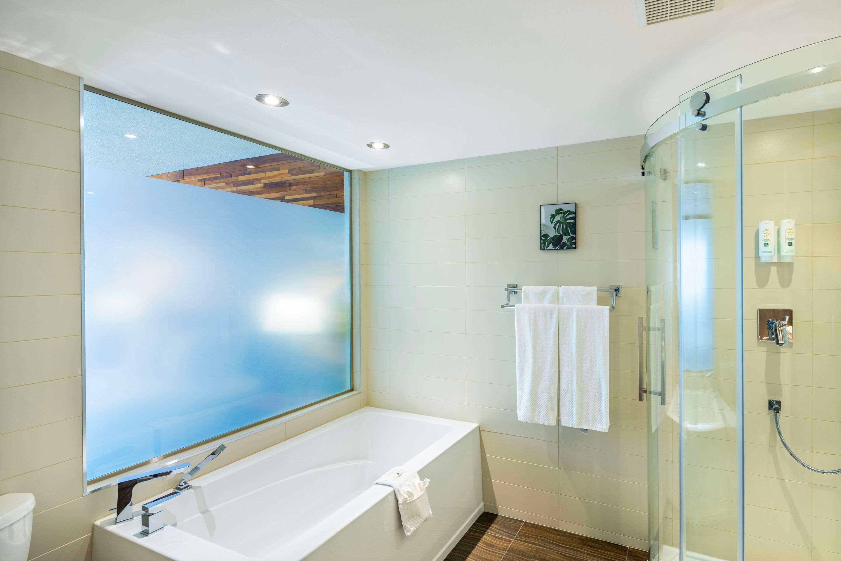 Double Queen Size Bed