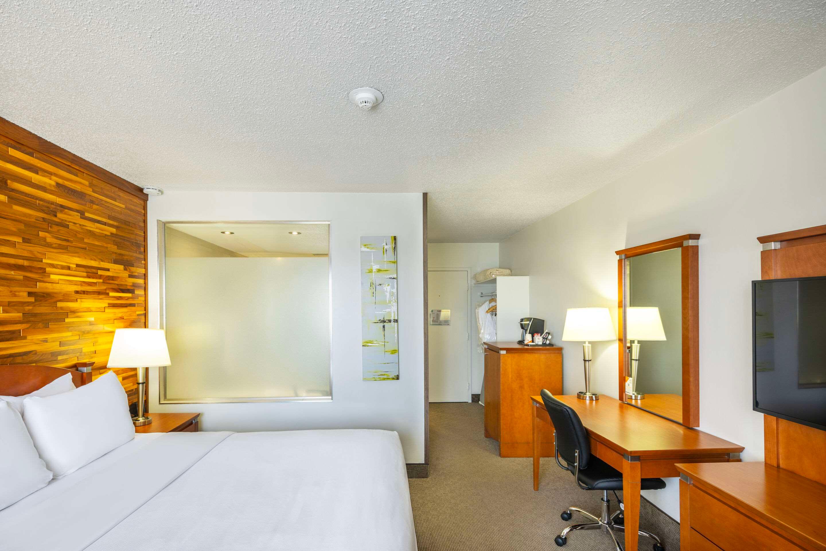 Double Queen Size Bed