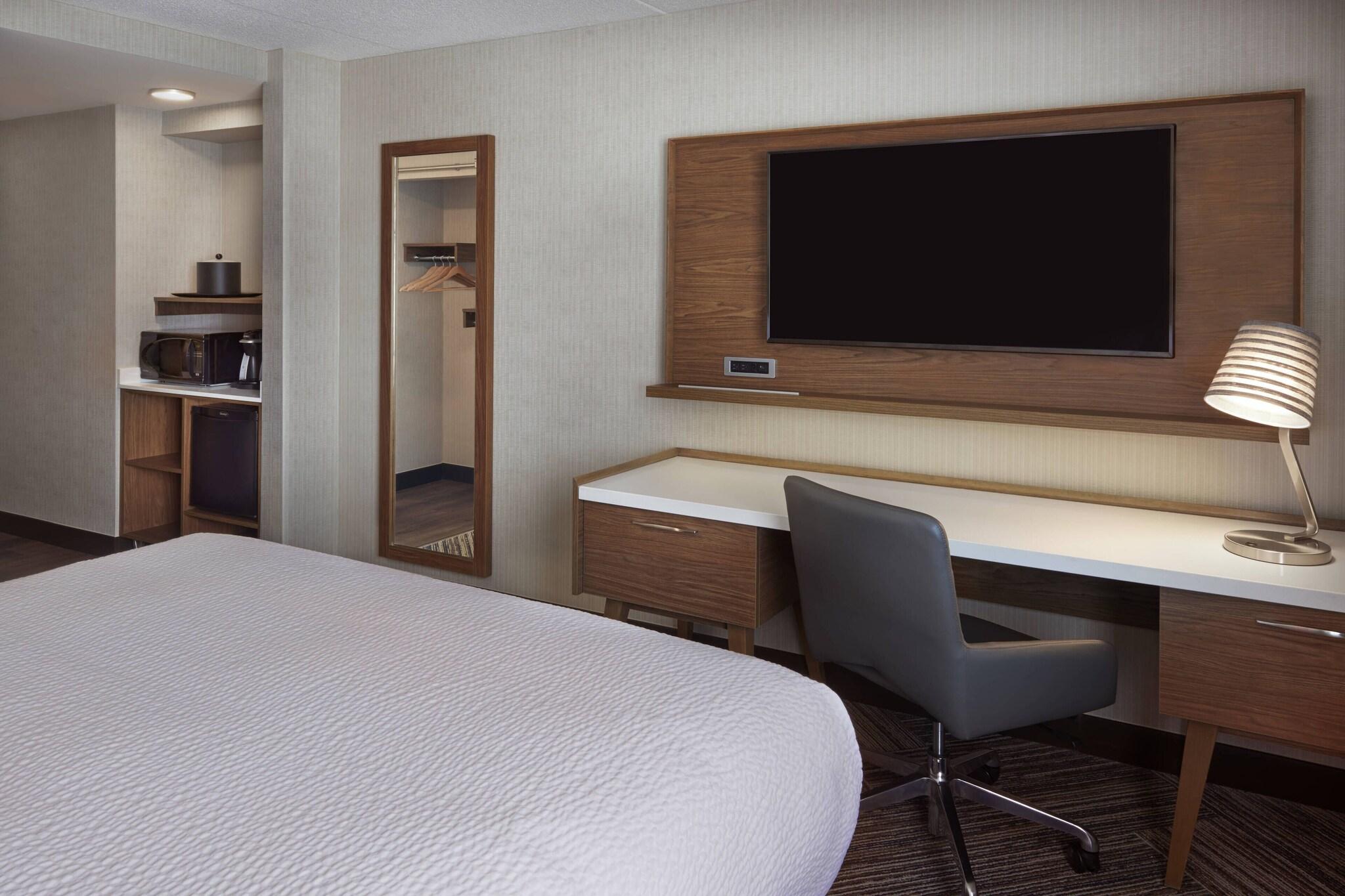 Double Queen Size Bed