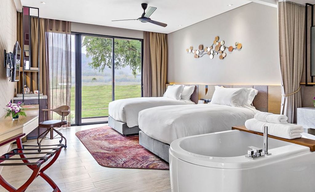 Double or Twin Deluxe