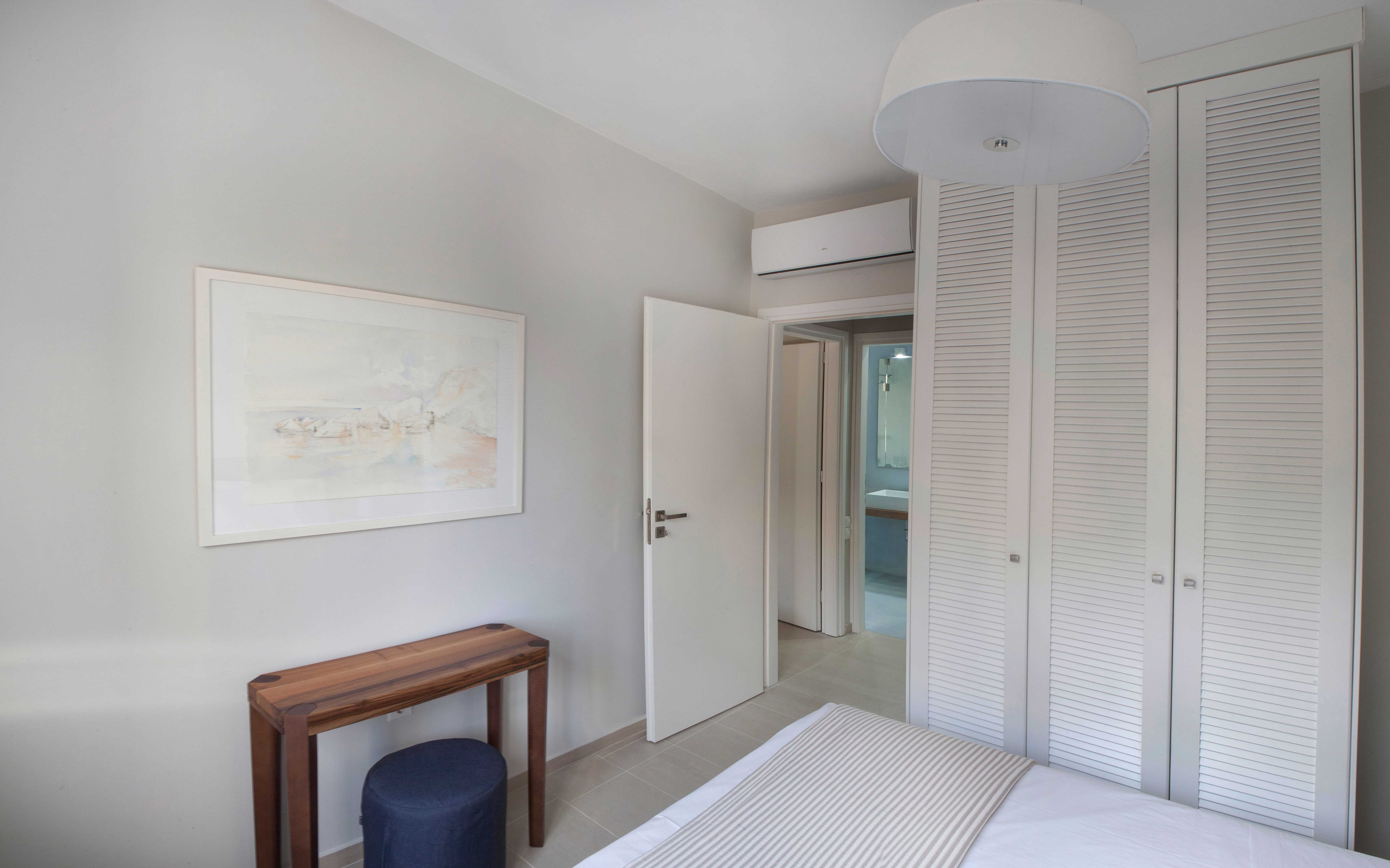 Apartment Two Bedrooms One Bathroom