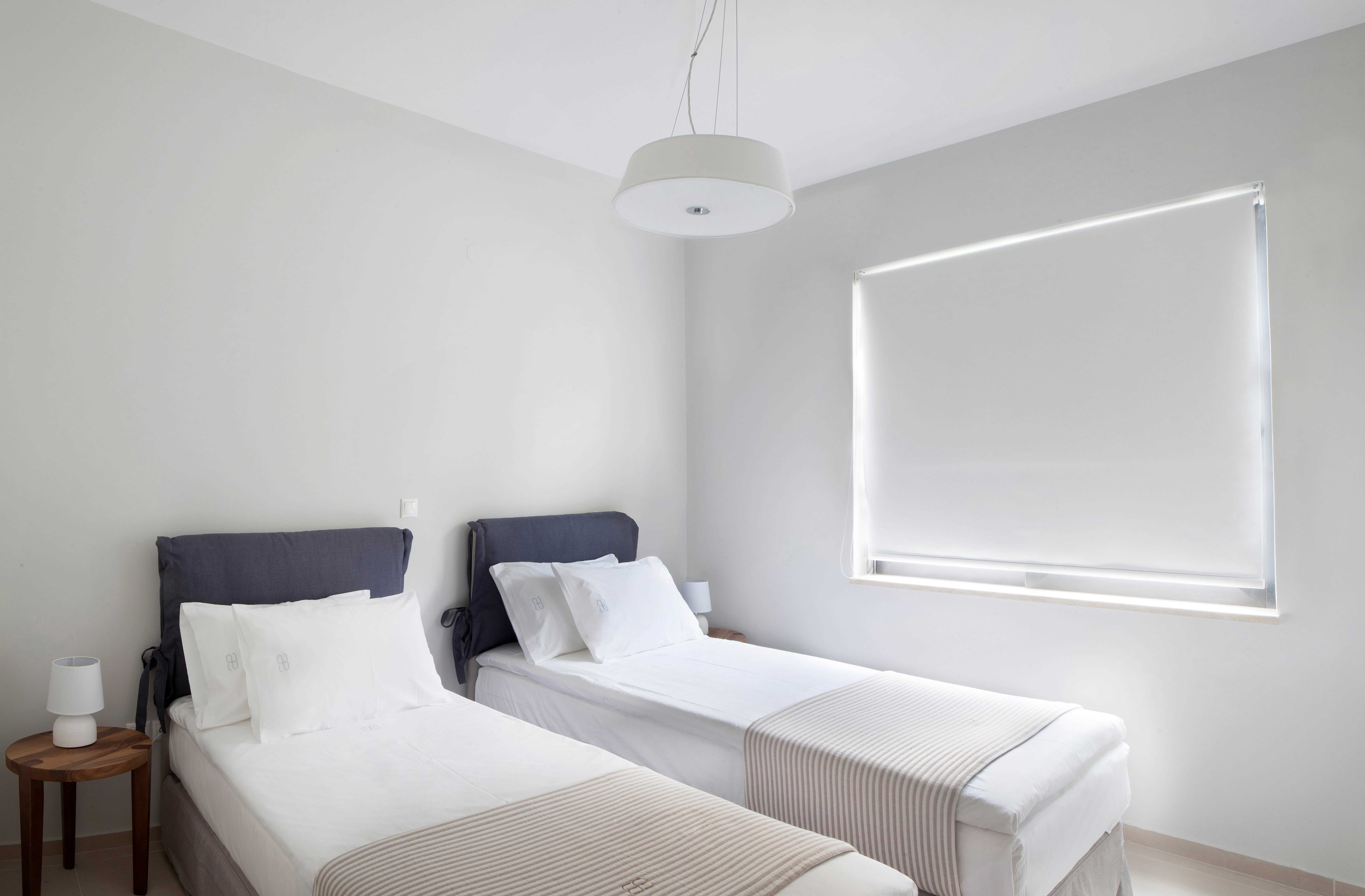 Apartment One Bedroom Two Bathrooms