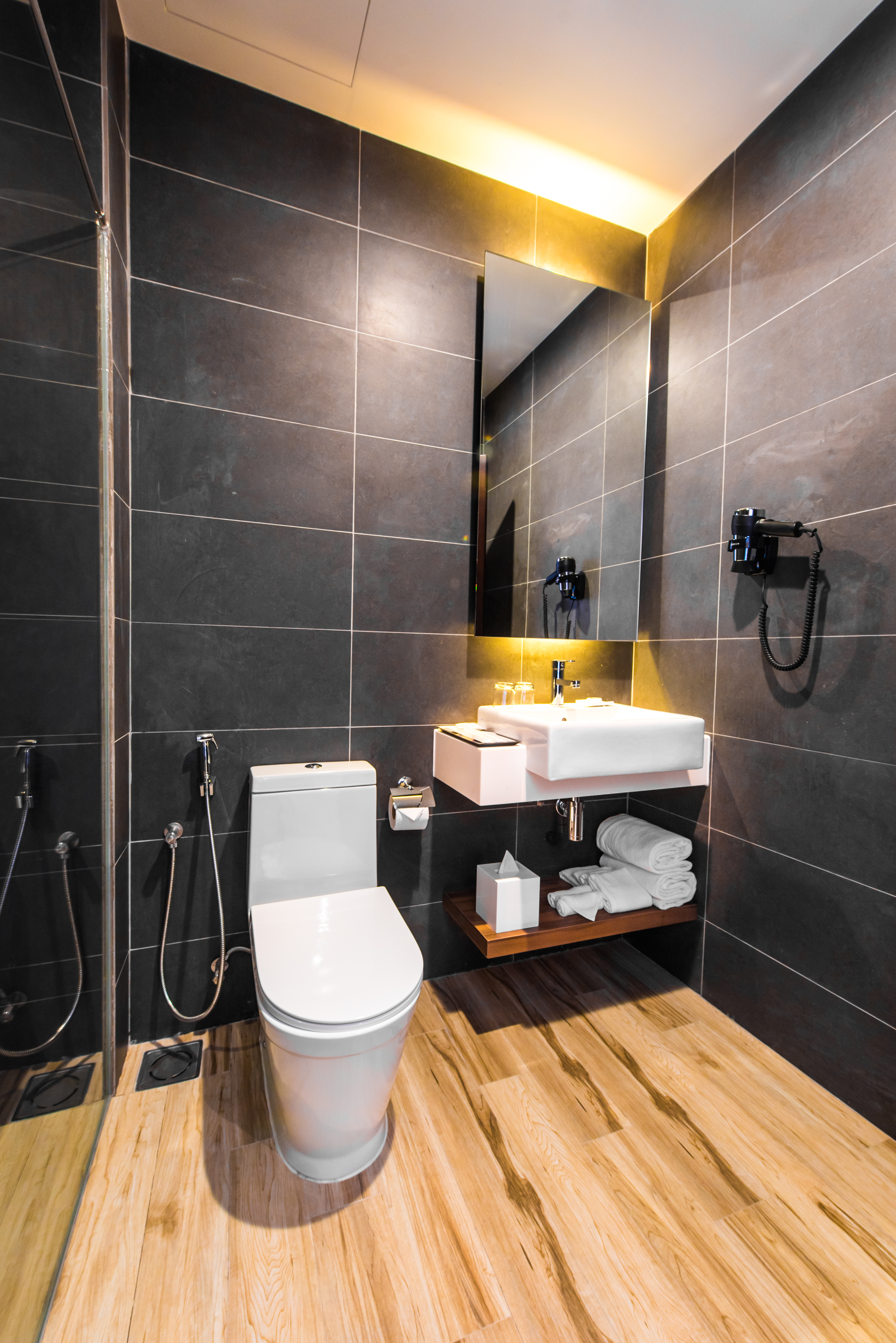 Double Queen Size Bed