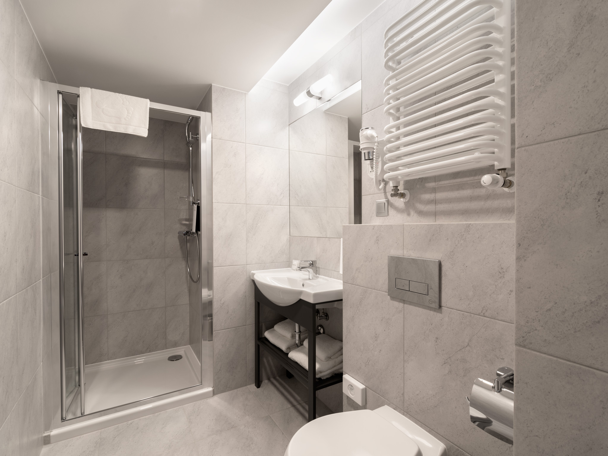 Double or Twin Deluxe