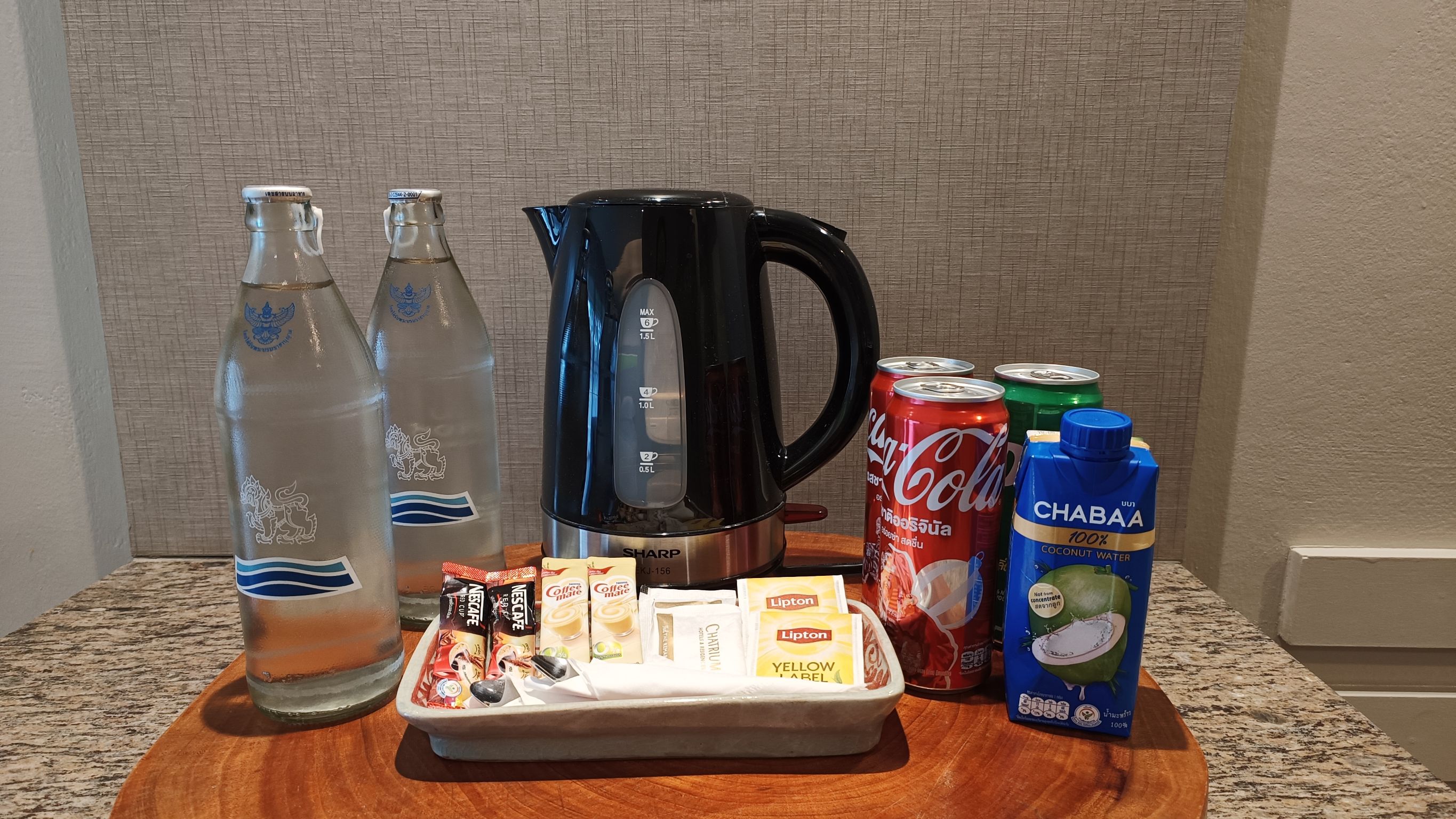 Twin Deluxe Mountain View