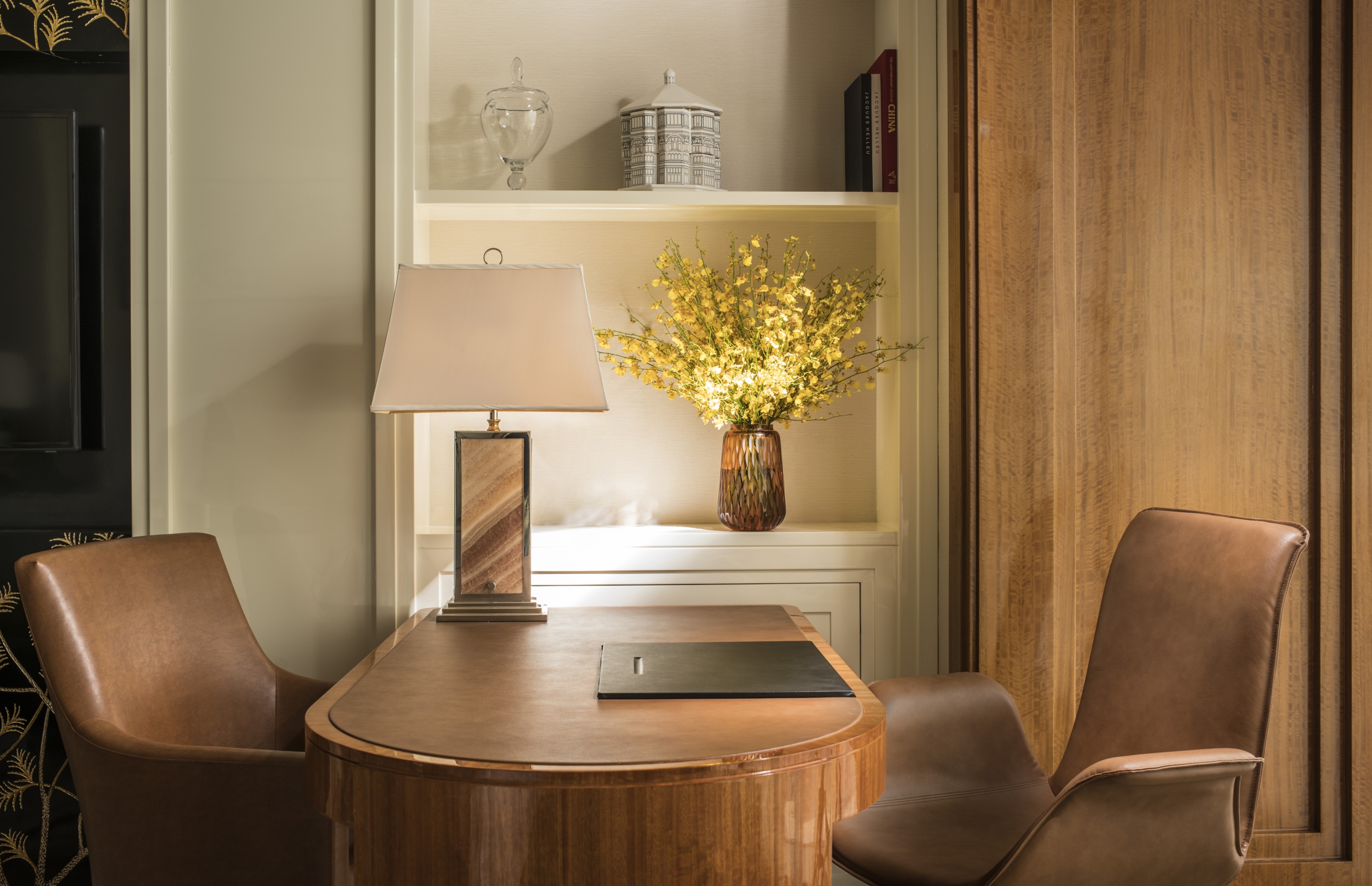 Double Deluxe King Bed