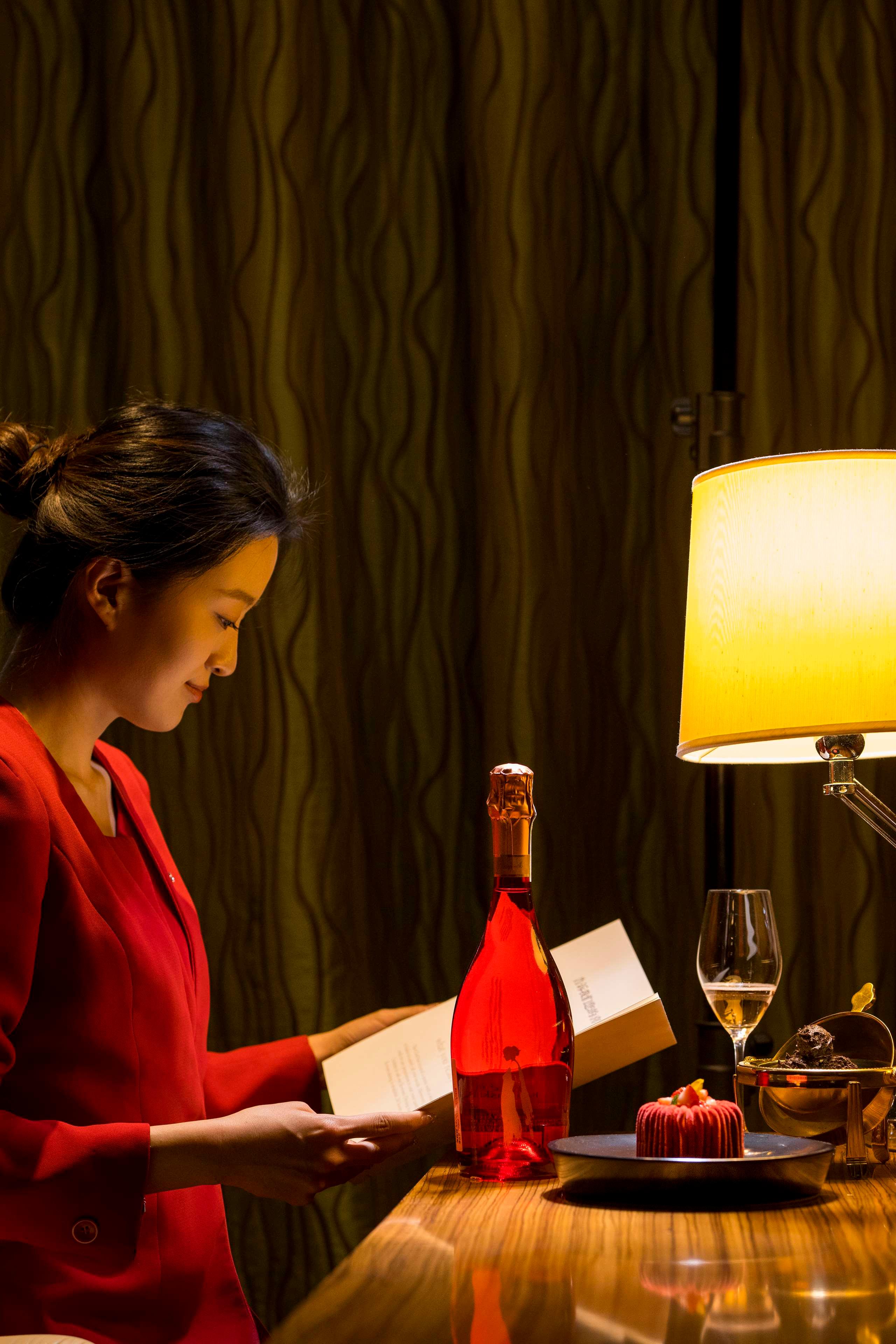 Twin Deluxe City View