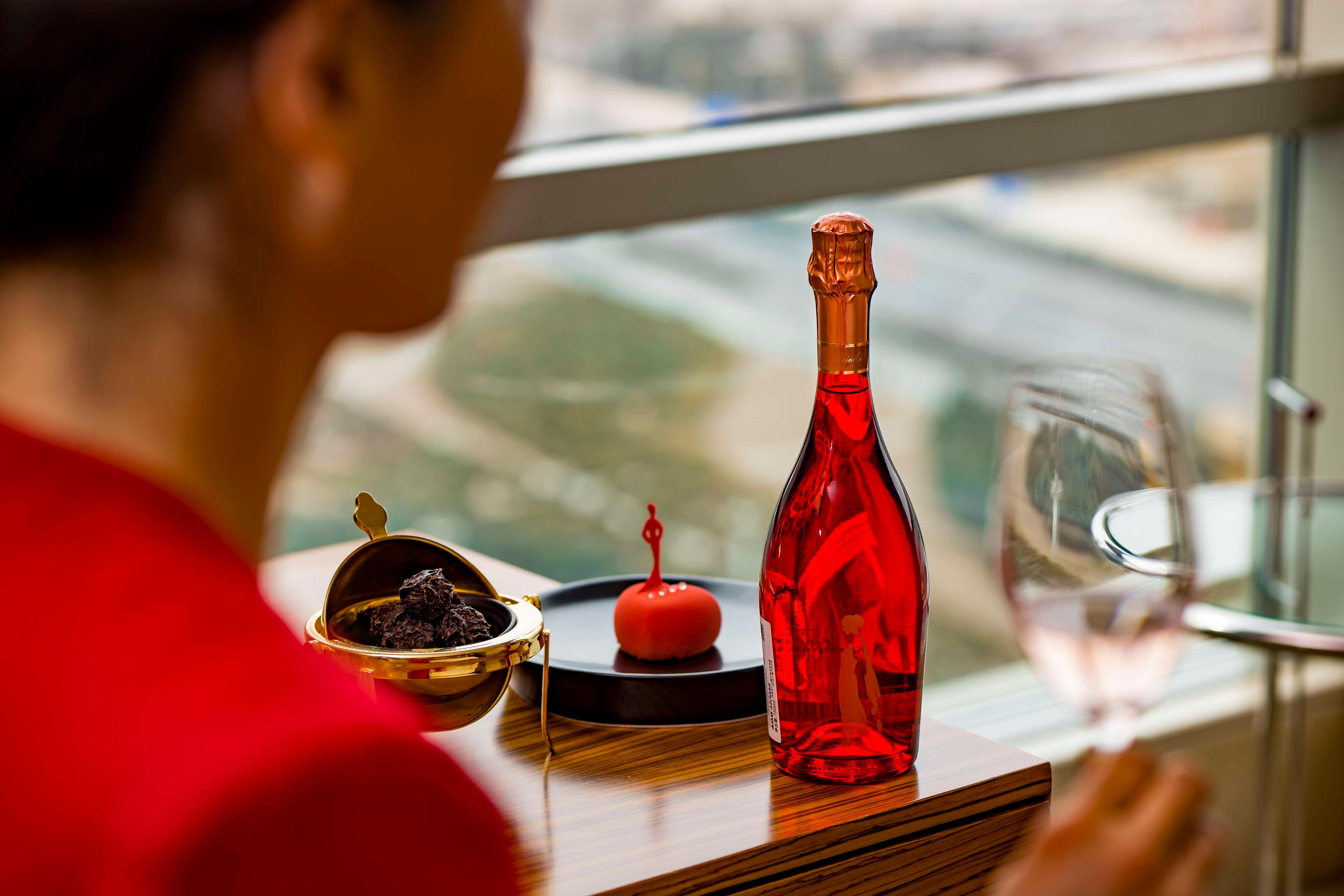 Twin Deluxe City View