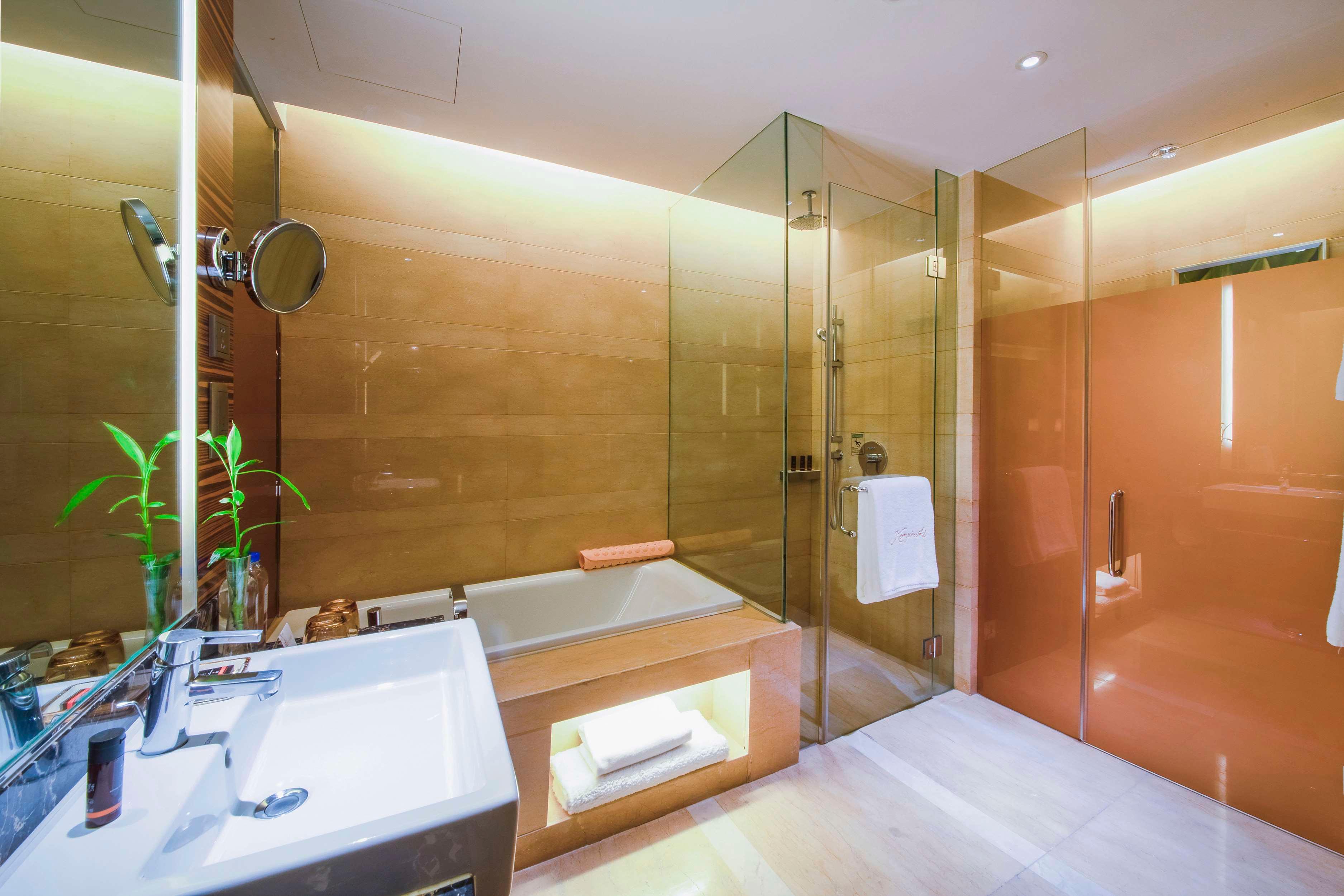 Twin Executive City View