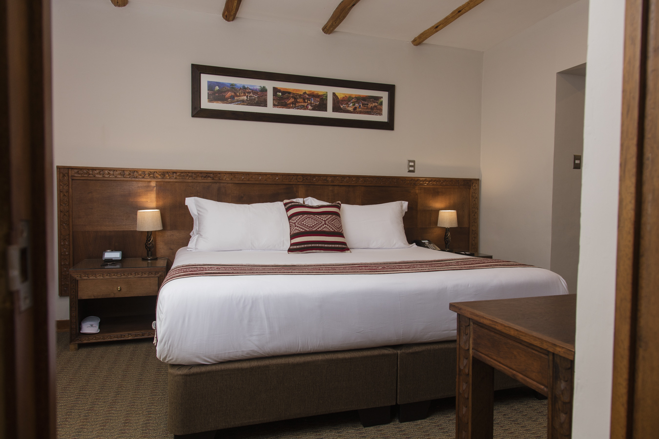 Junior Suite King Size Bed