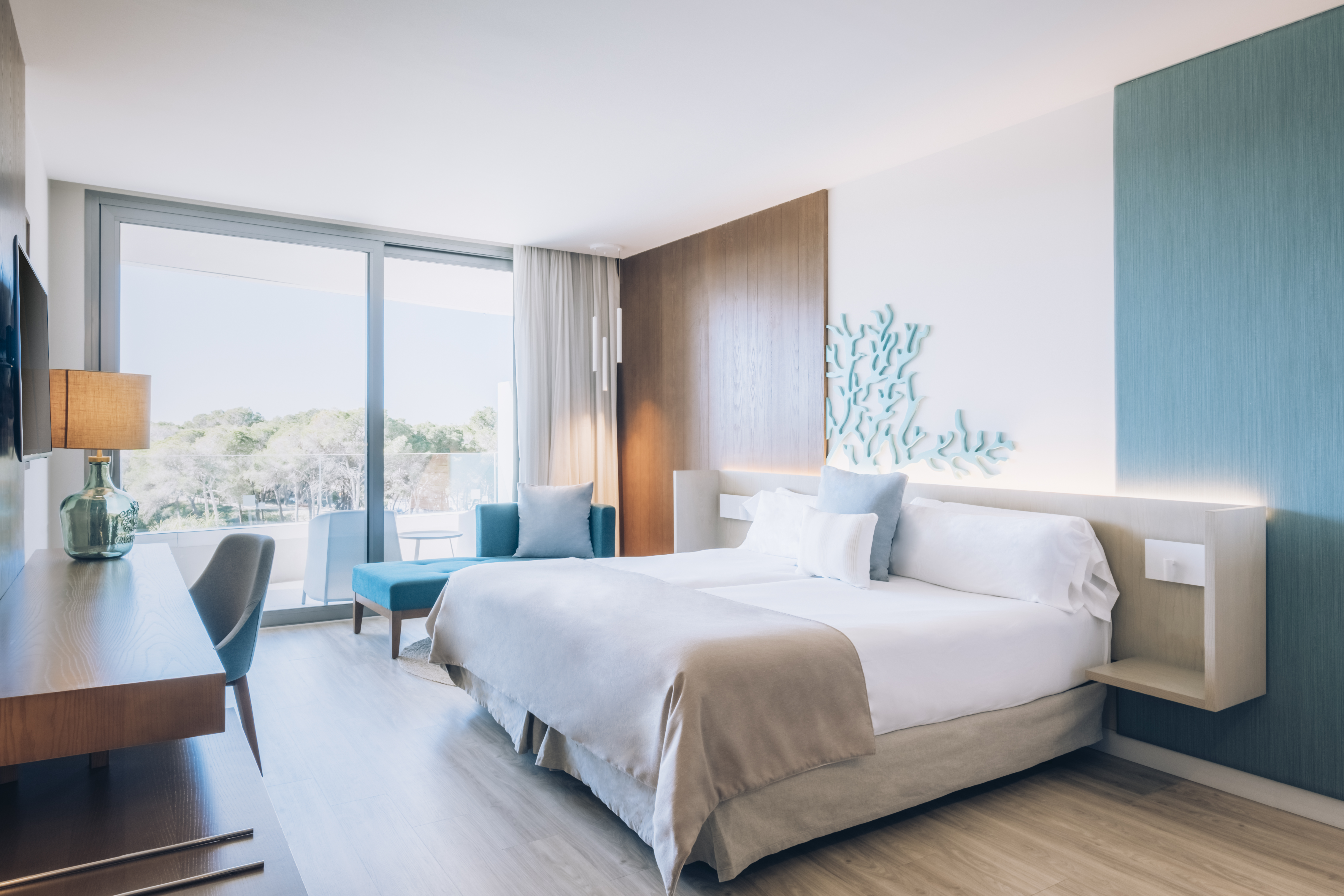 Double or Twin Standard