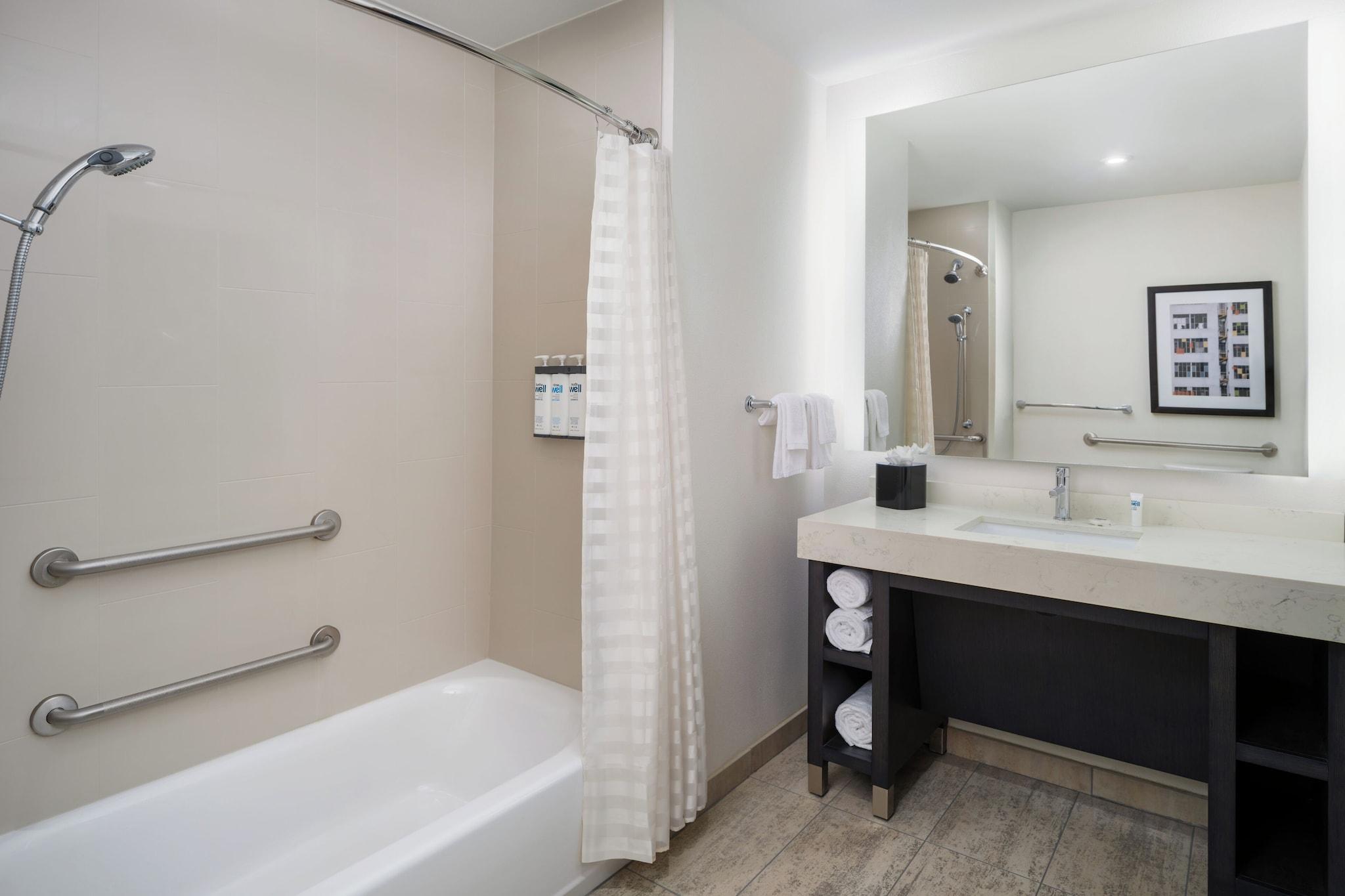 Studio Accessible with Kitchenette