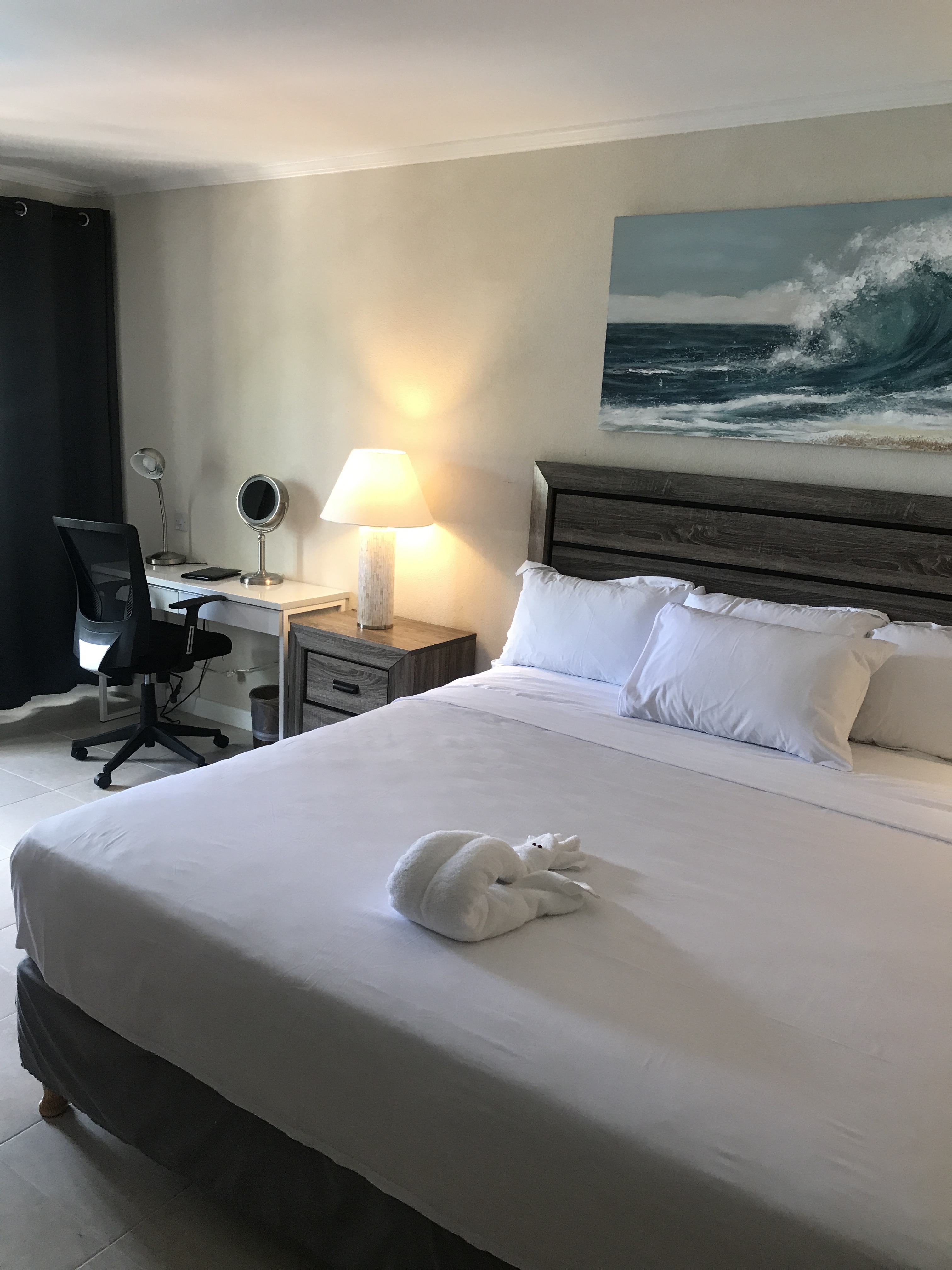 Room Partial Ocean View