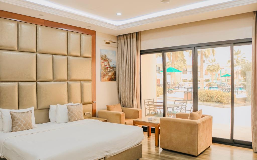 Double Deluxe Pool View