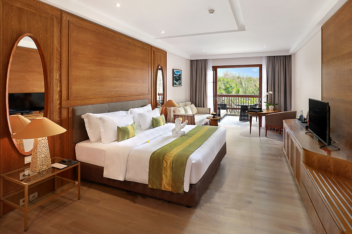 Double Deluxe Pool View