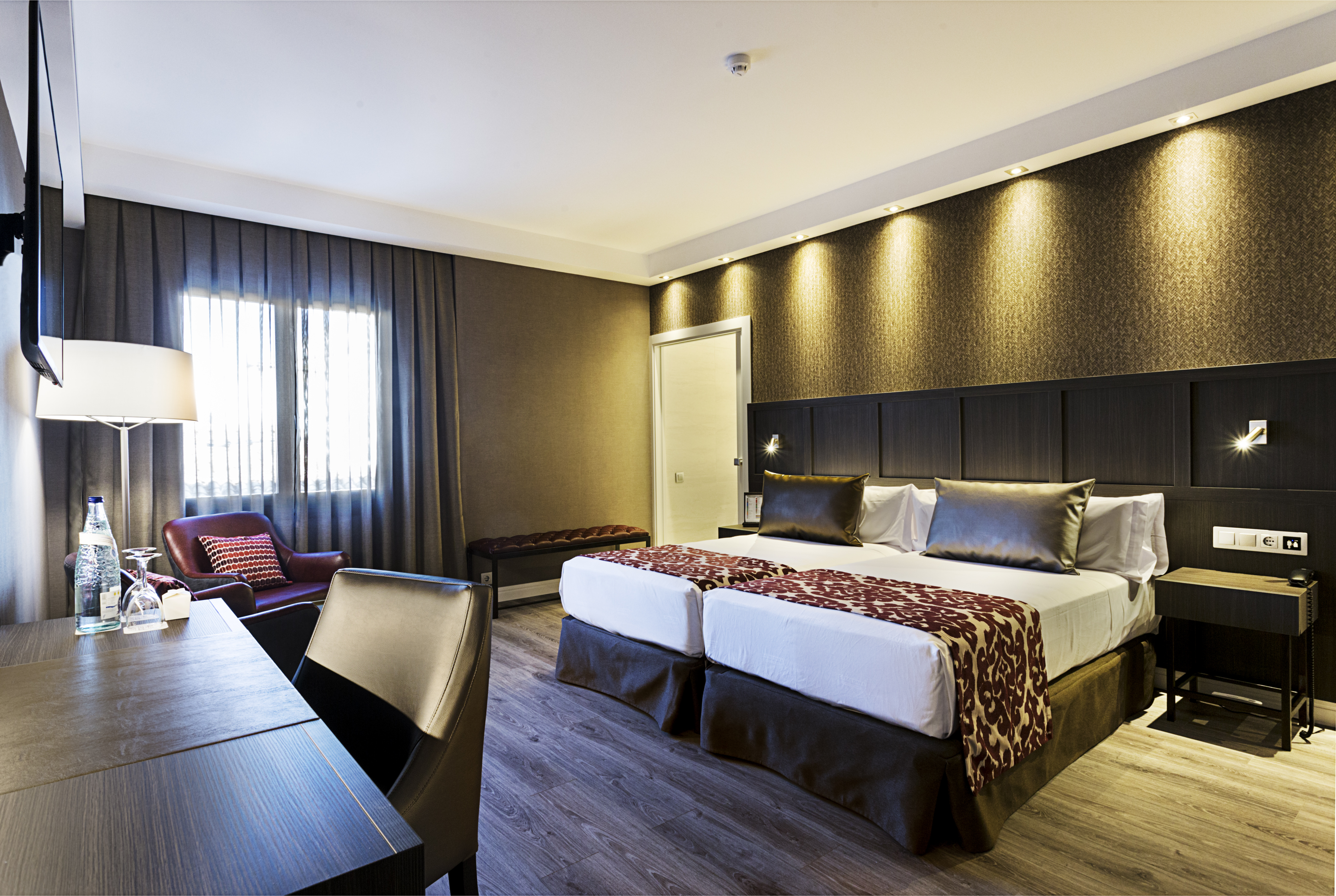 Double or Twin Deluxe