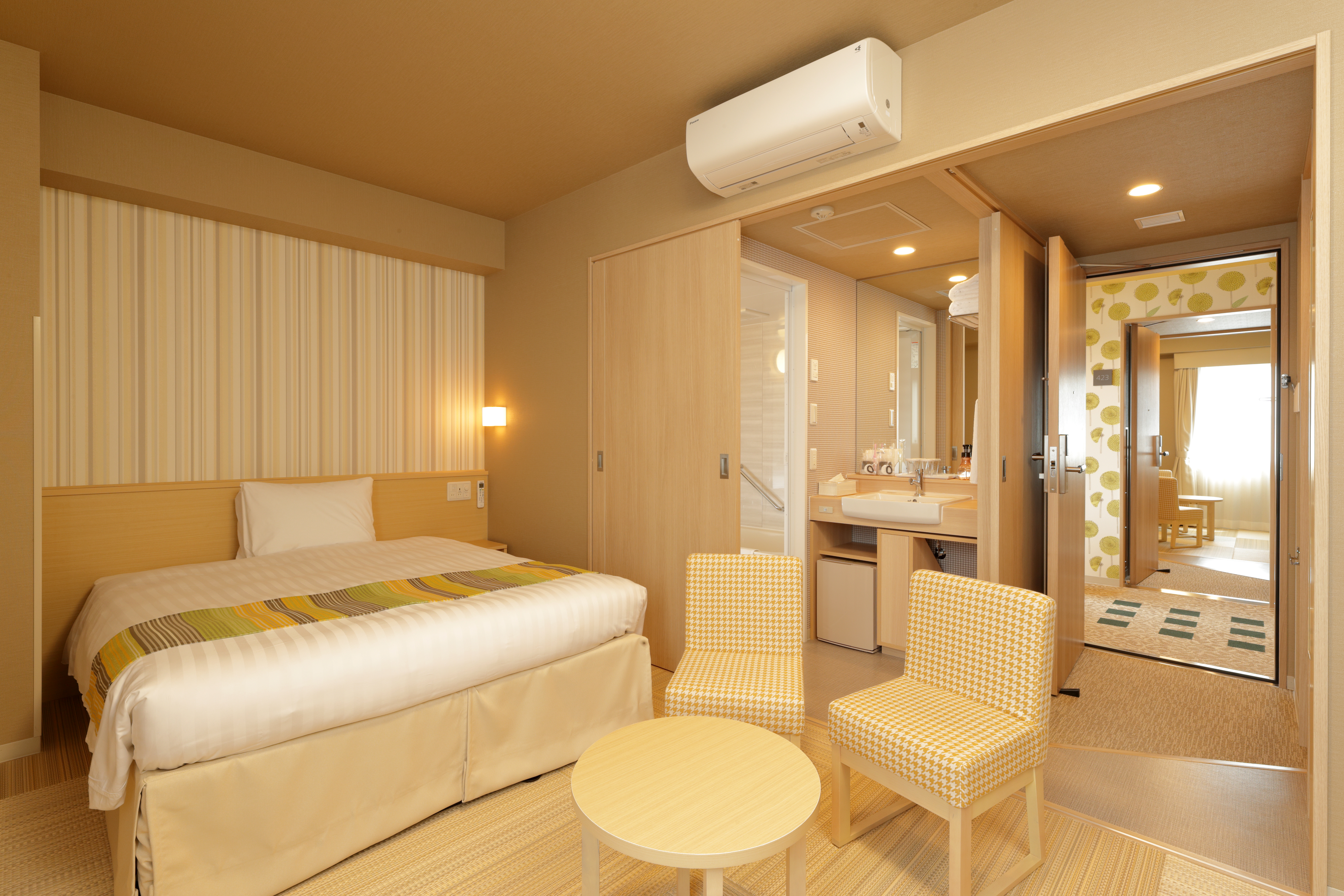 Twin Connecting Room