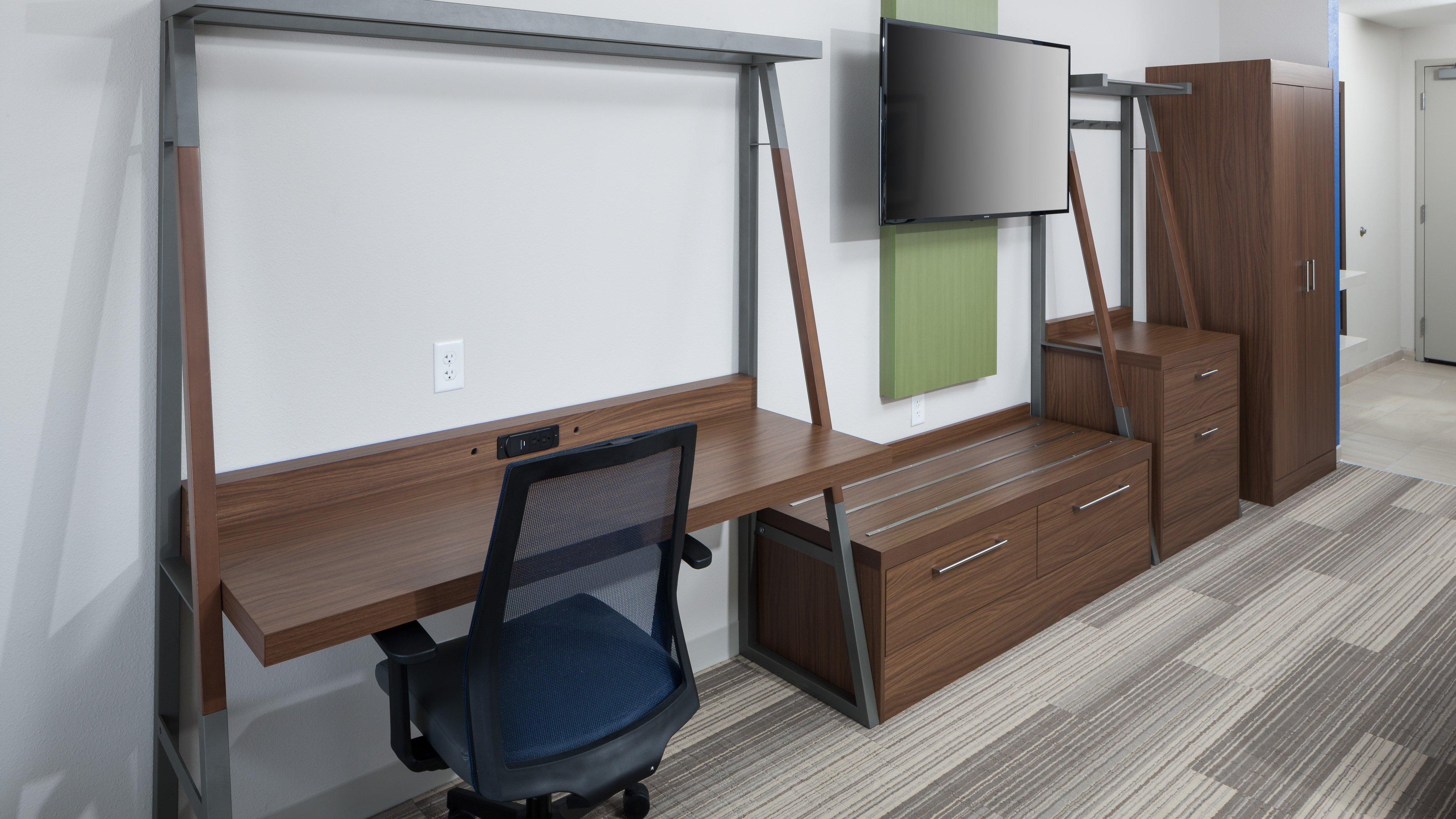 Suite Two Queen Beds One Bedroom