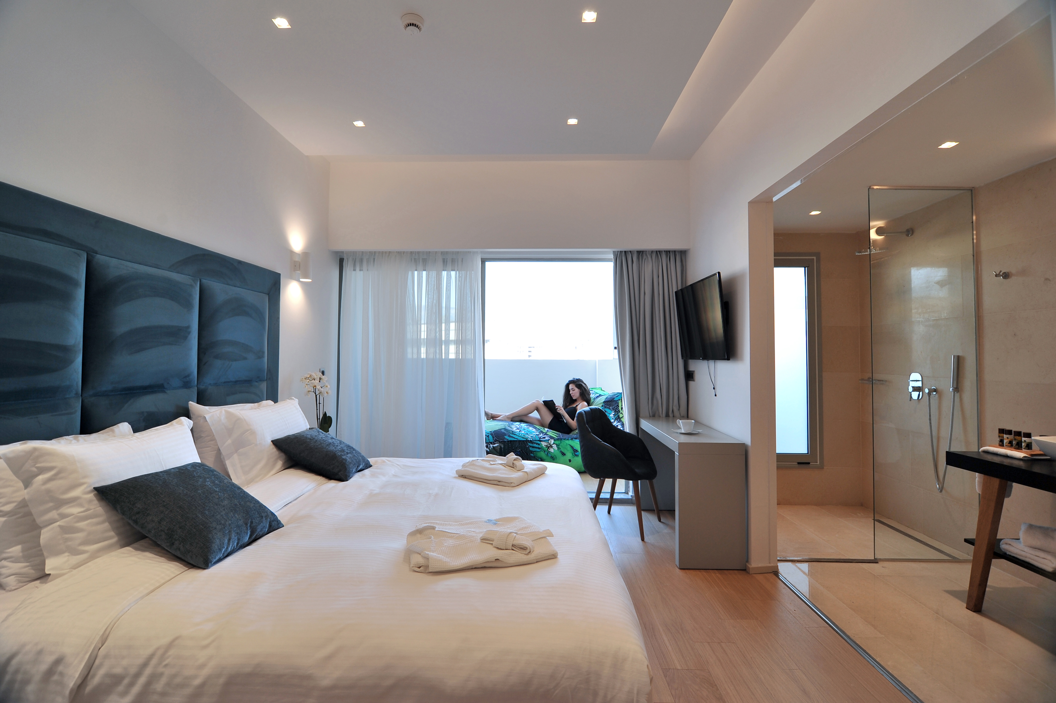 Double or Twin Executive