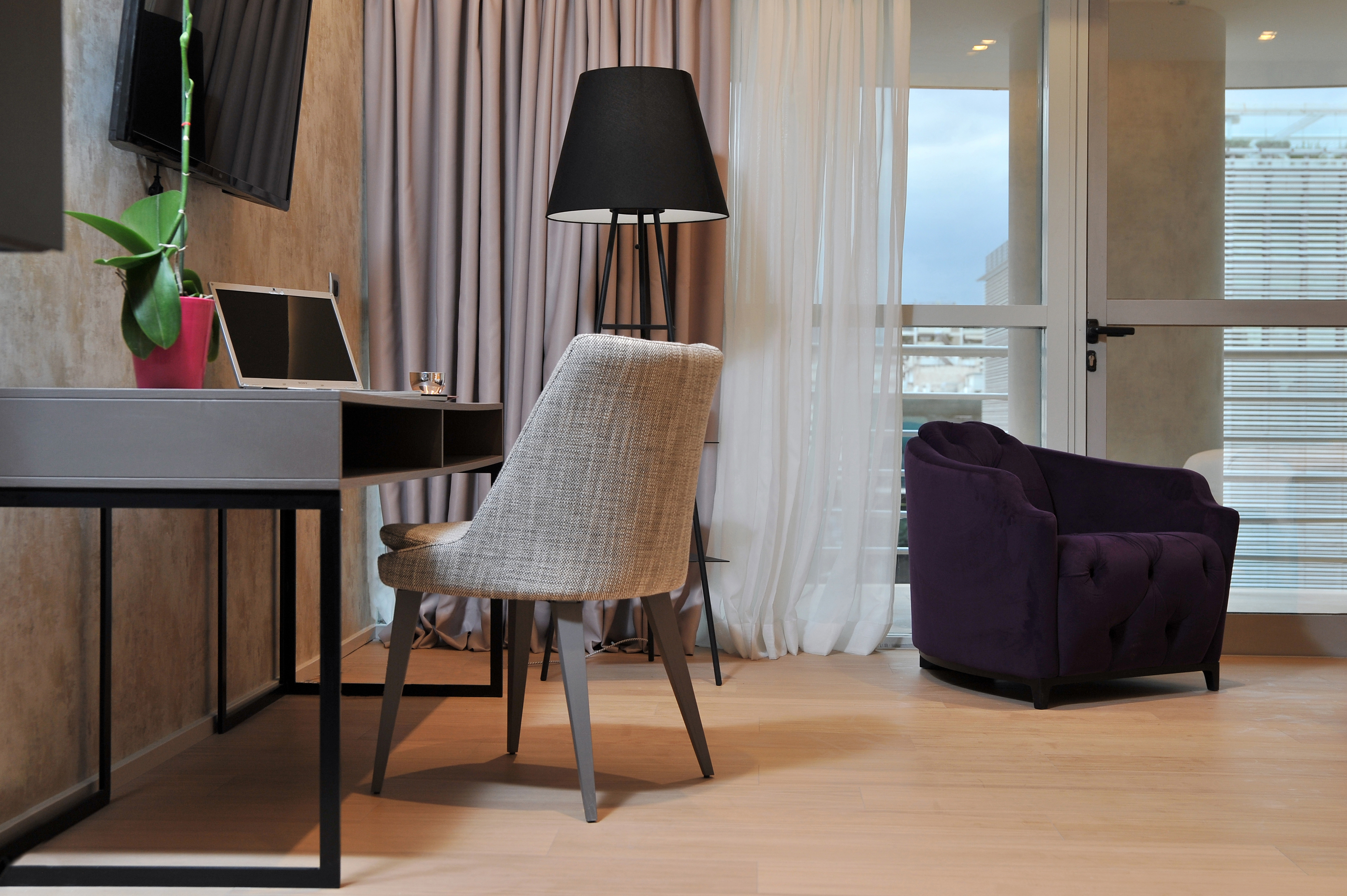 Double or Twin Executive