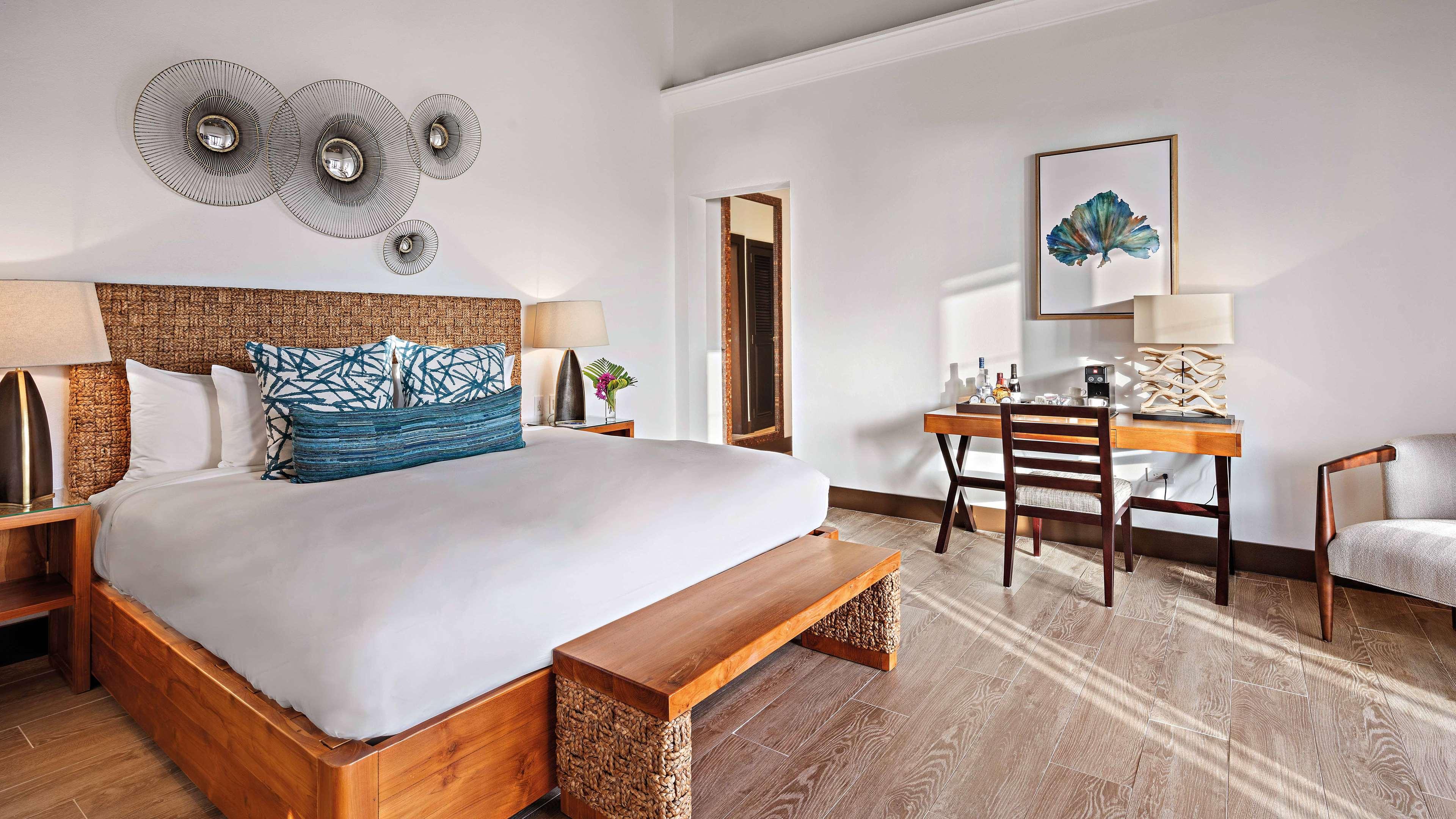 Suite with Kitchenette