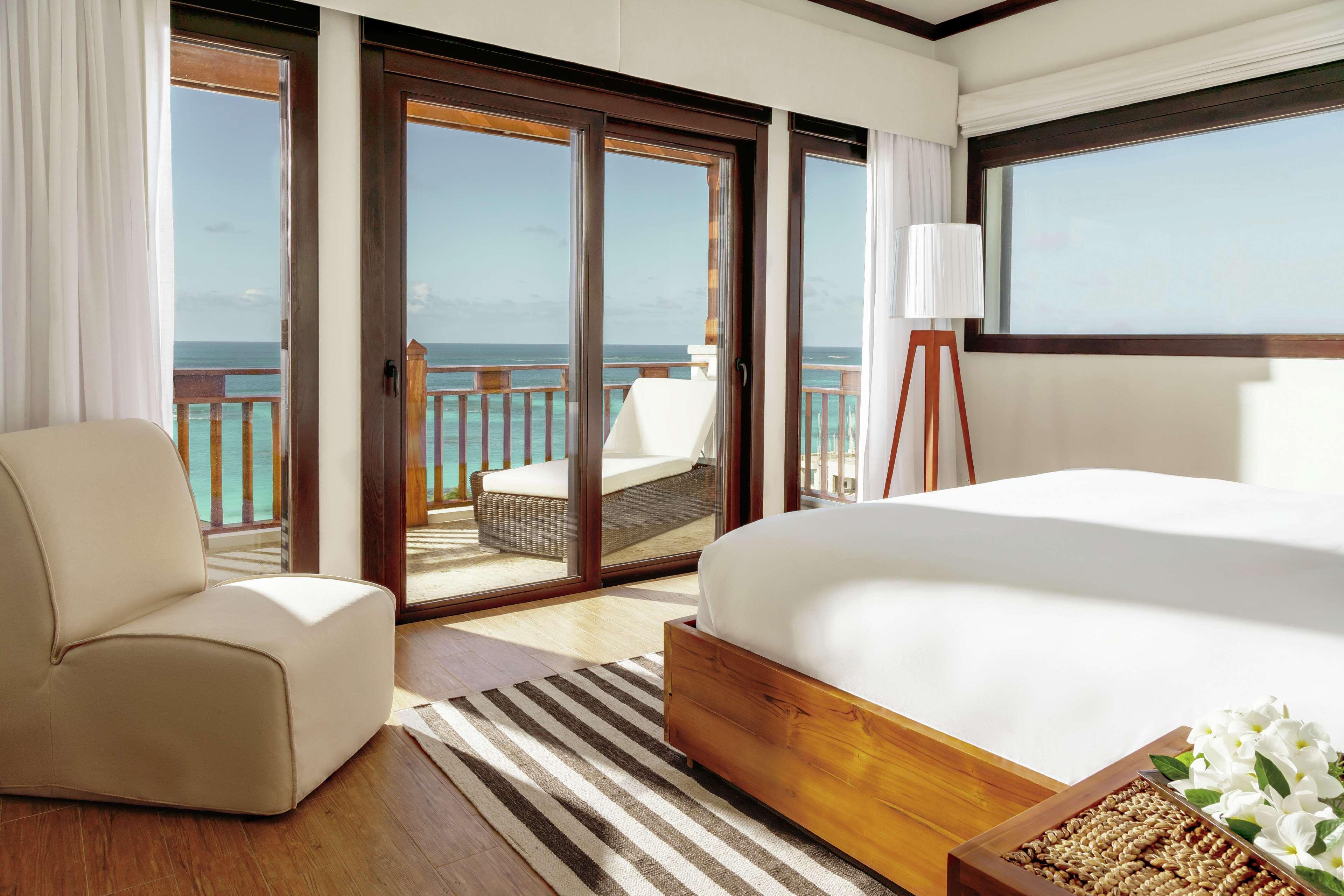 Room Ocean View King Bed