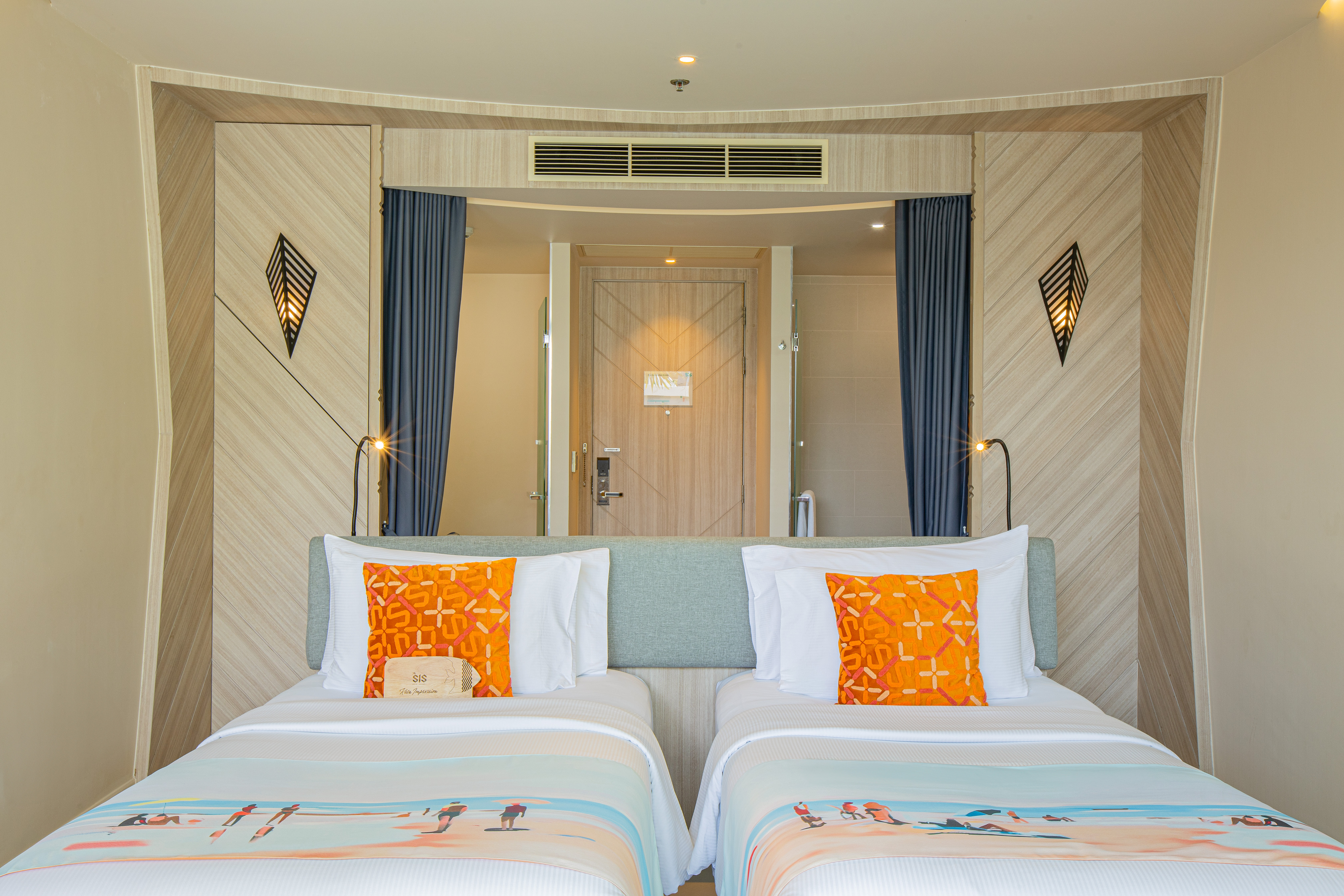 Twin Superior Pool View