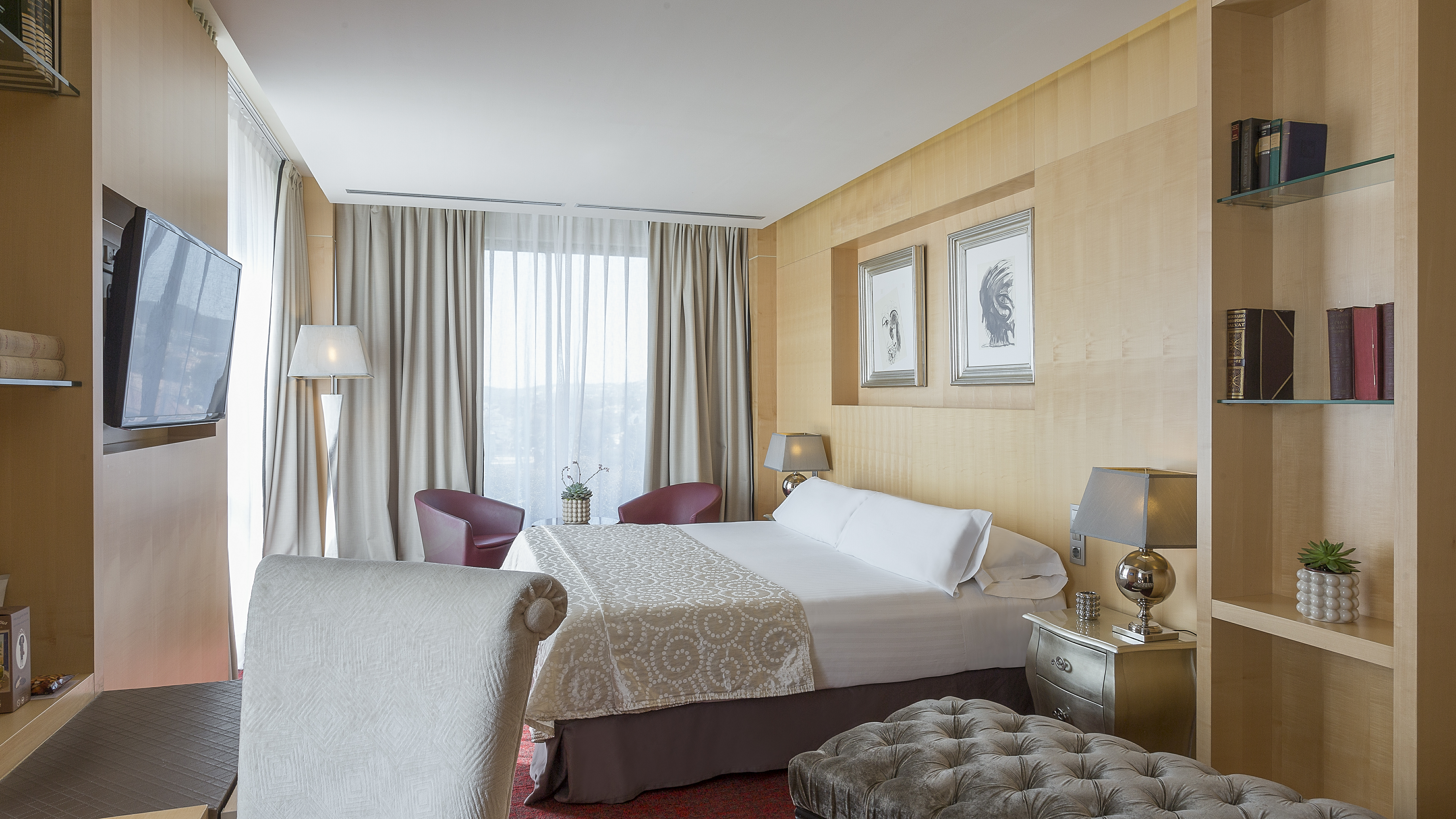 Junior Suite Side Sea View