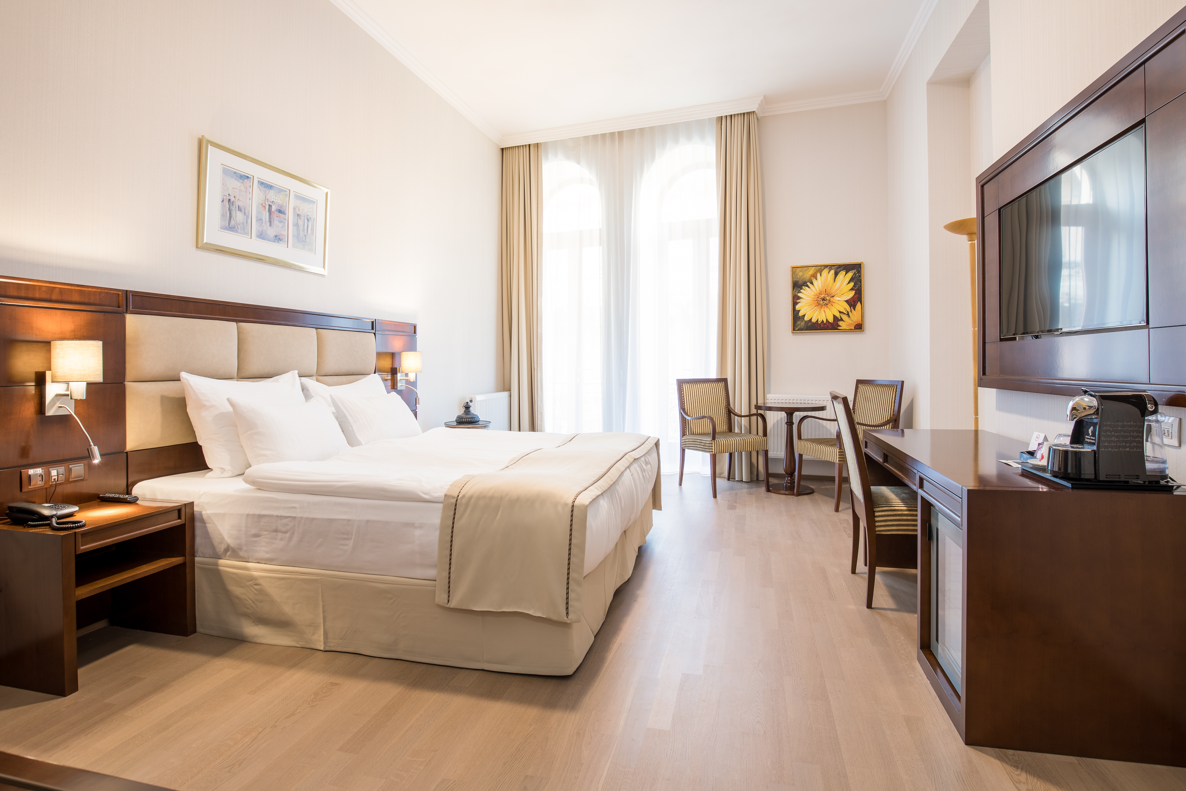 Double Single Deluxe with Balcony