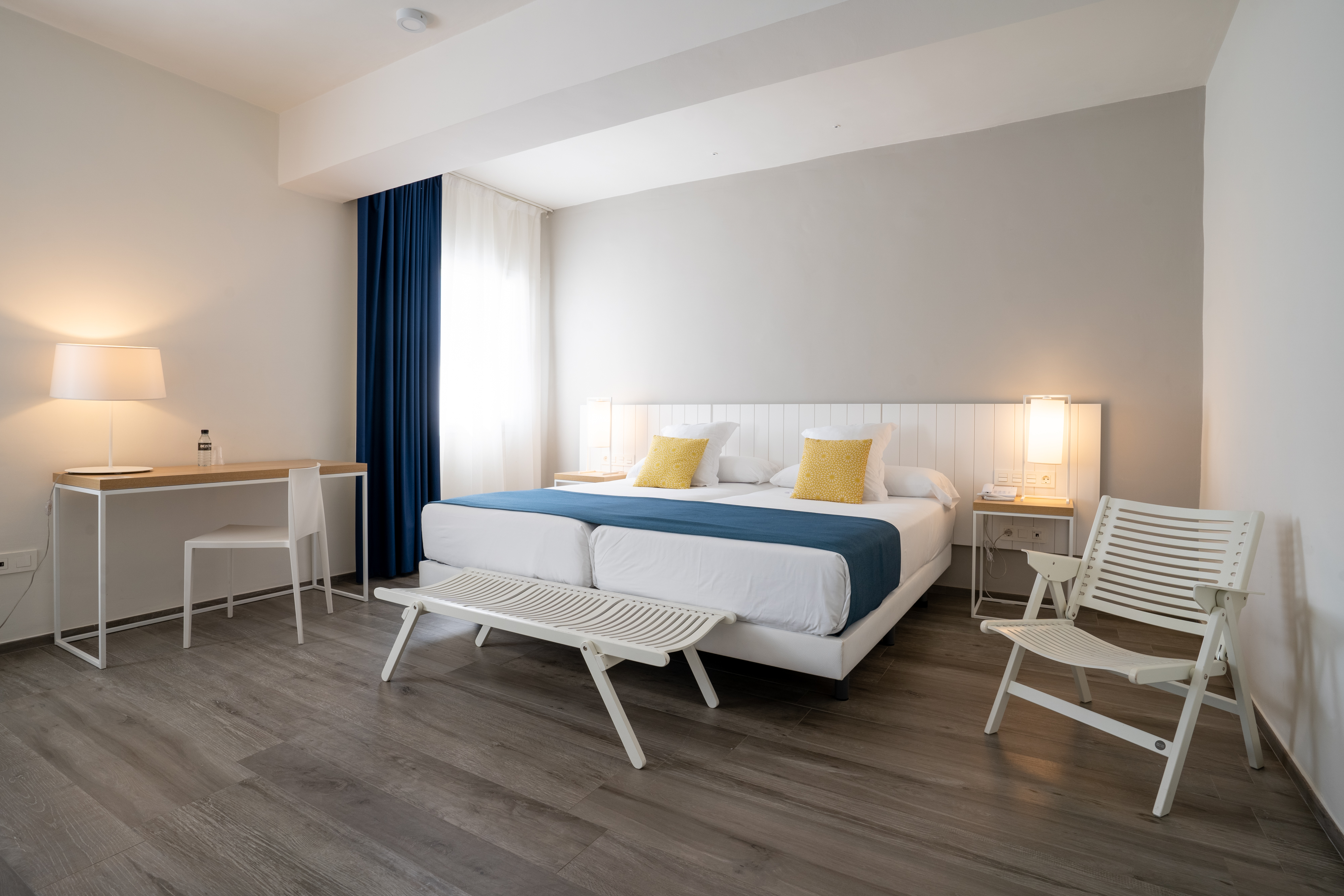 Double or Twin Standard