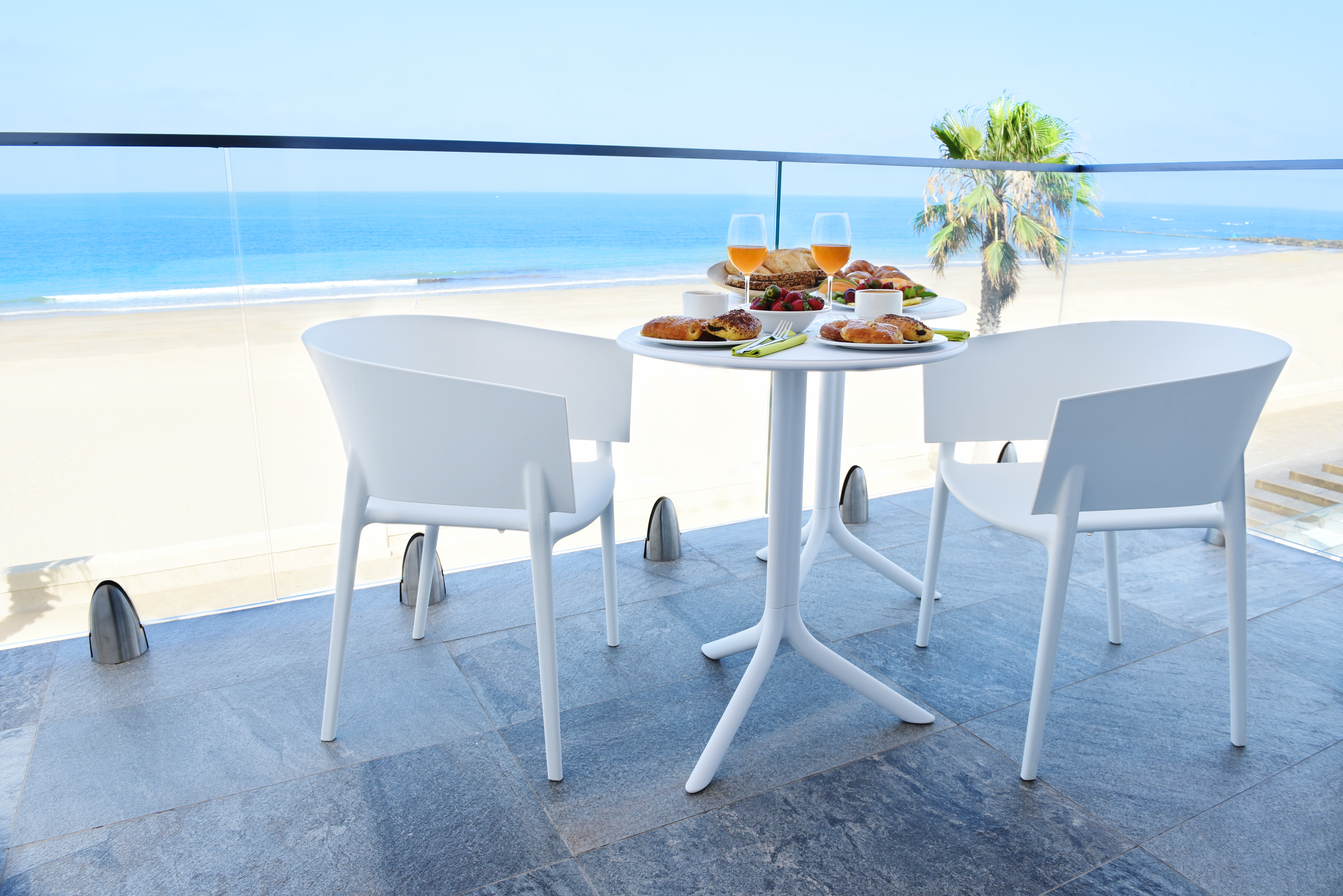 Double or Twin Ocean Front