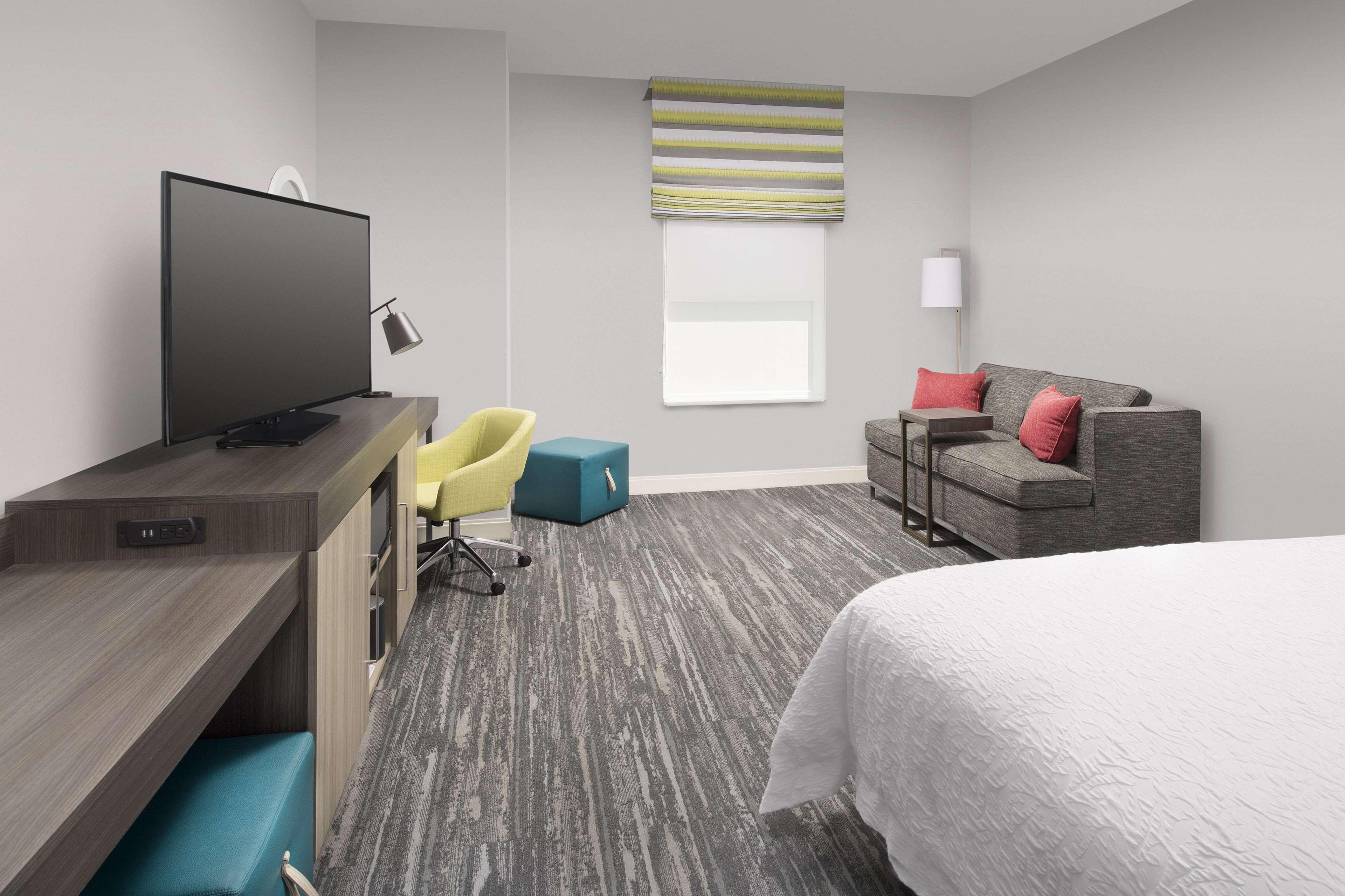 Room Premium King Bed