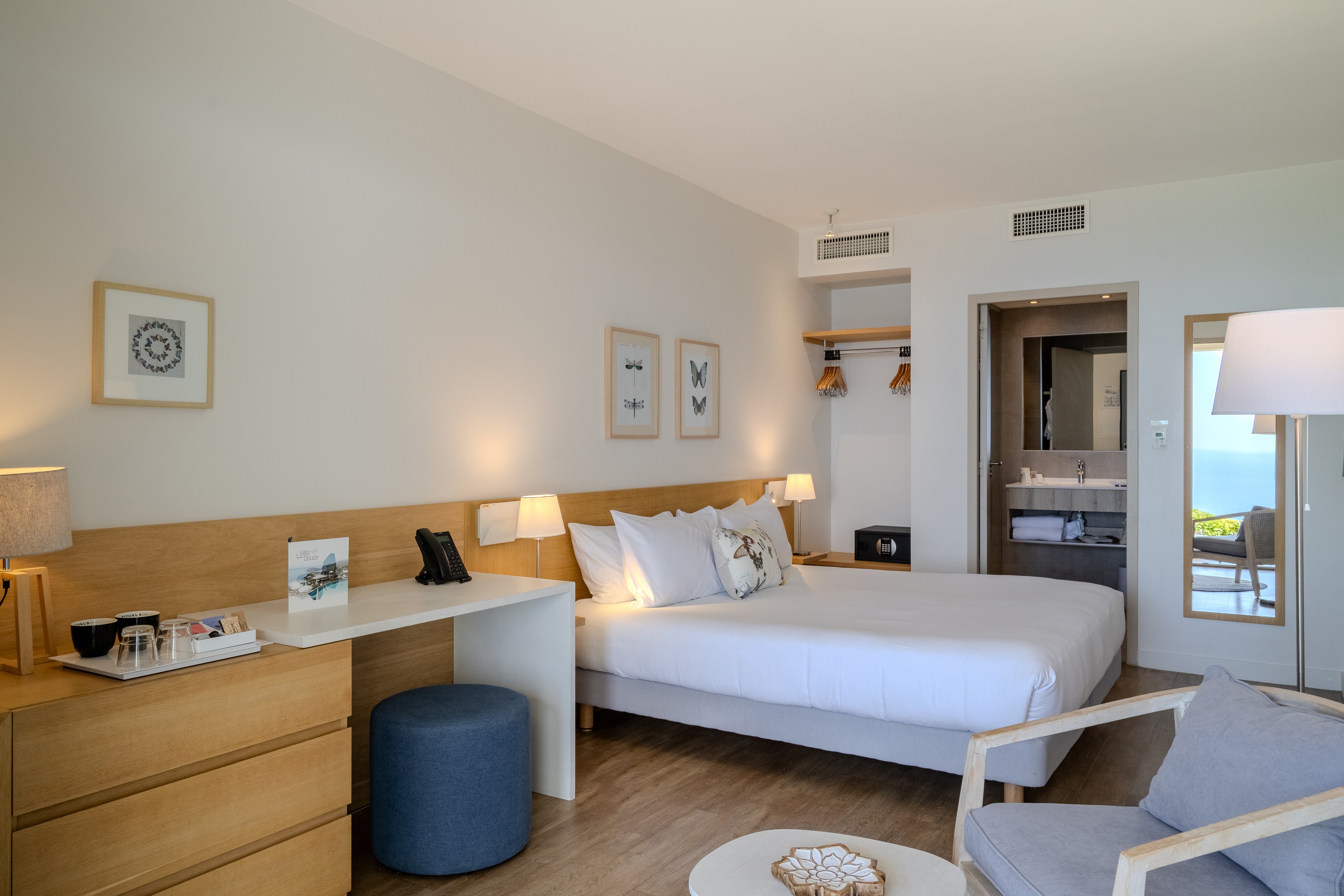 Double or Twin Superior Sea View