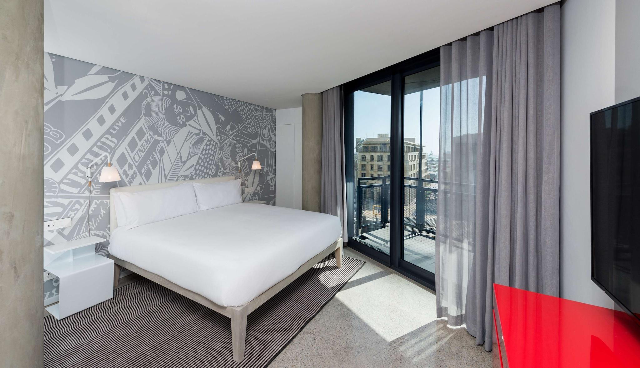 Junior Suite with Views