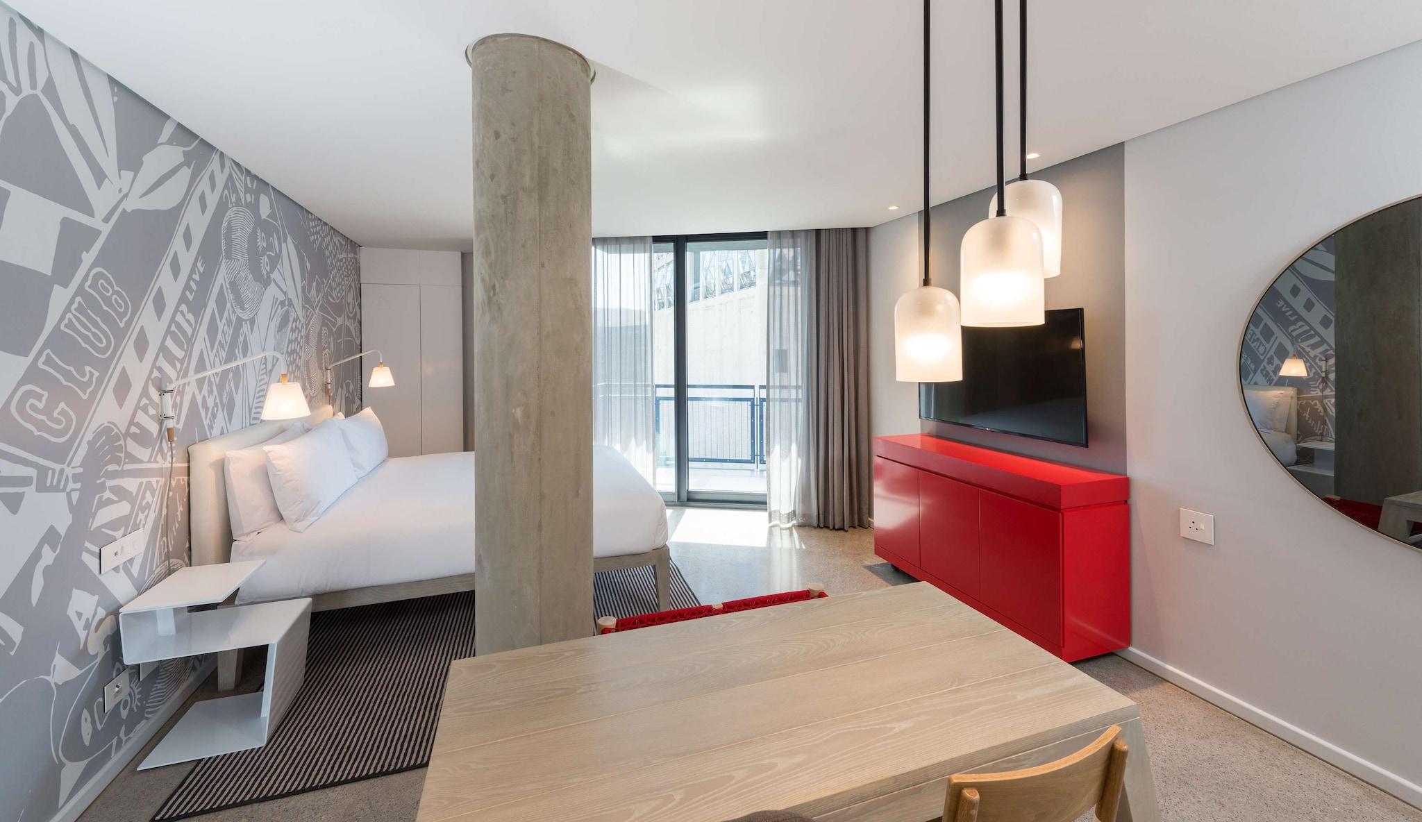 Junior Suite with Views